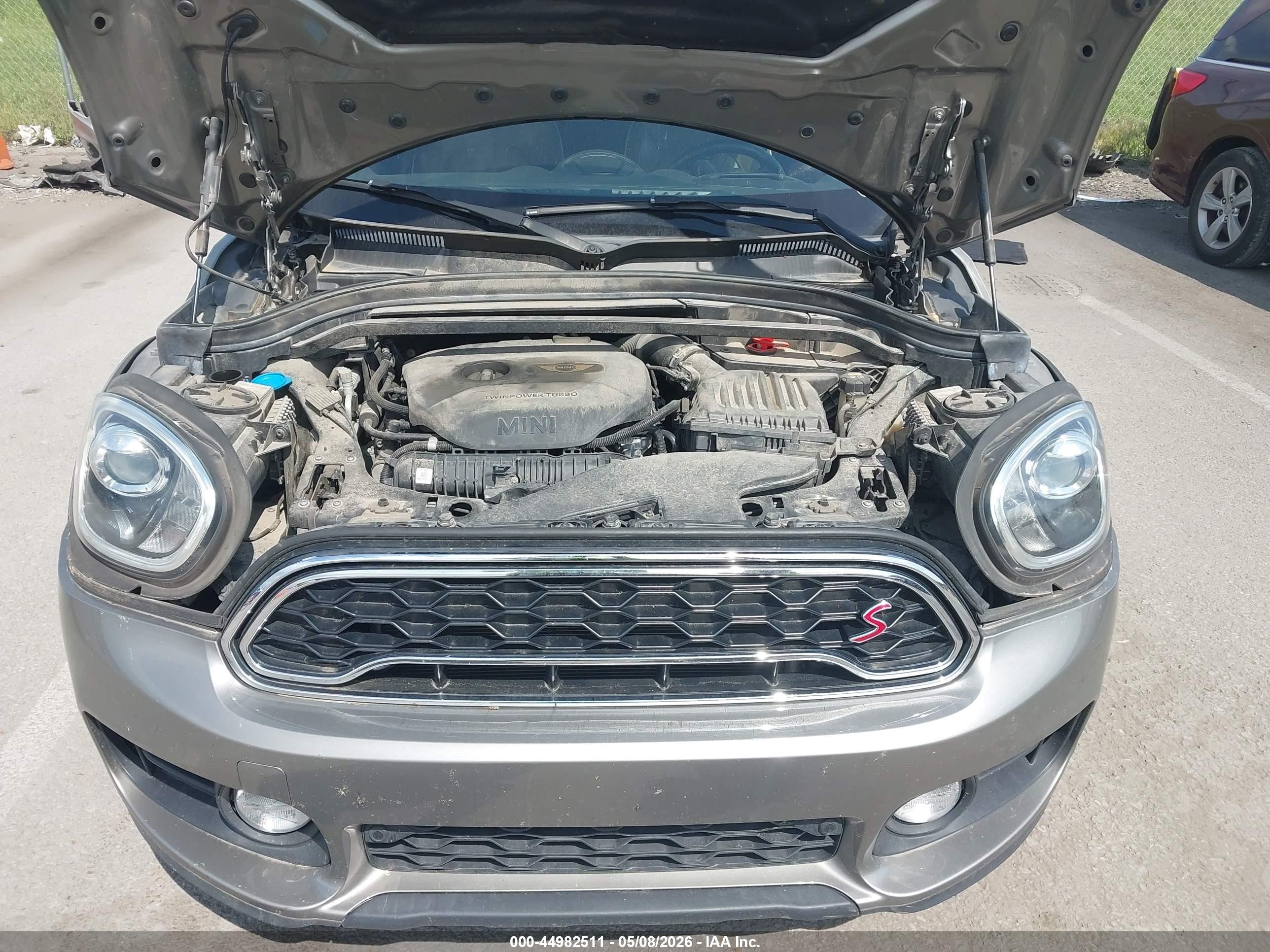 2018 Mini Countryman Cooper S Champagne vin: WMZYT5C33J3E62407