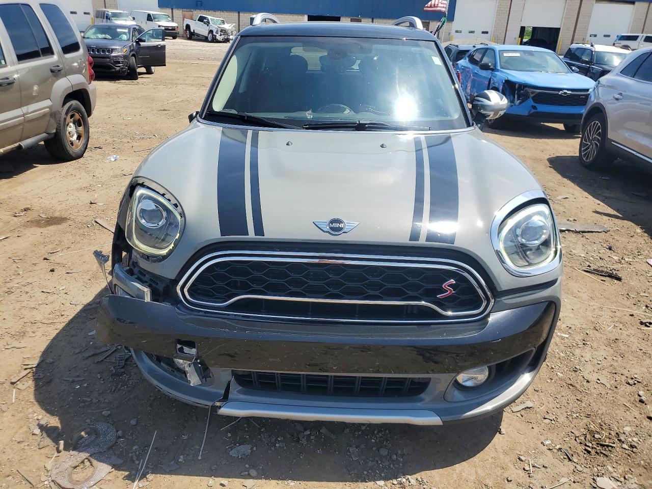 2018 Mini Cooper S Countryman All4 Gray vin: WMZYT5C35J3D83157