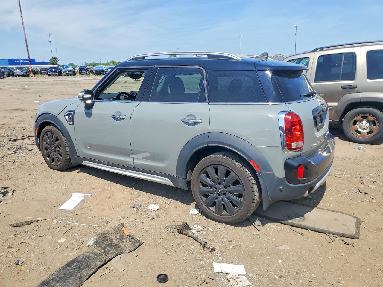 2018 Mini Cooper S Countryman All4 Gray vin: WMZYT5C35J3D83157