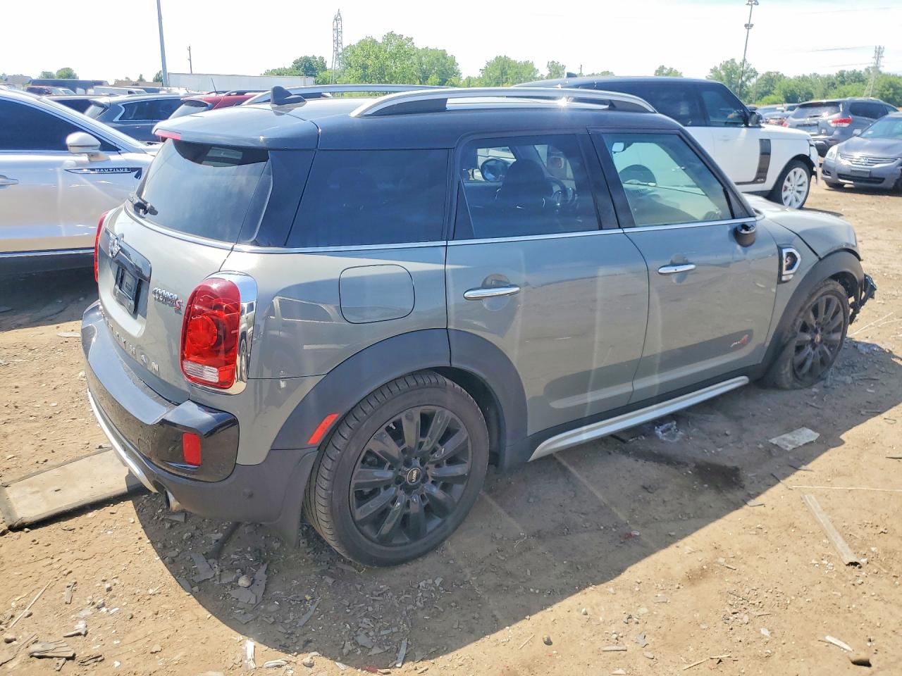 2018 Mini Cooper S Countryman All4 Gray vin: WMZYT5C35J3D83157