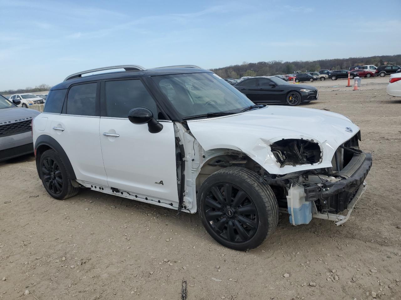 2018 Mini Cooper S Countryman All4 White vin: WMZYT5C39J3D81881