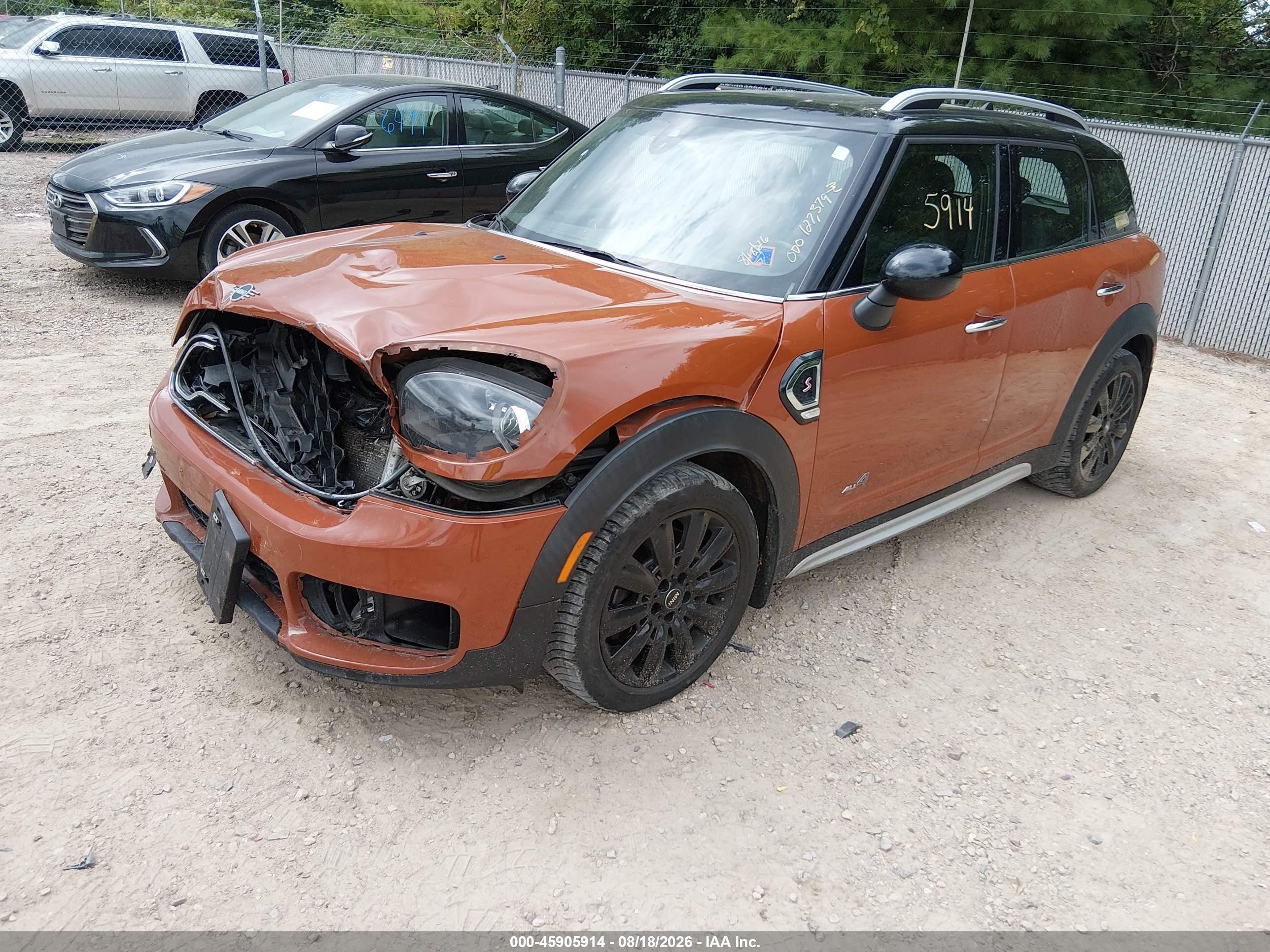 2019 Mini Countryman Cooper S Brown vin: WMZYT5C51K3G92305