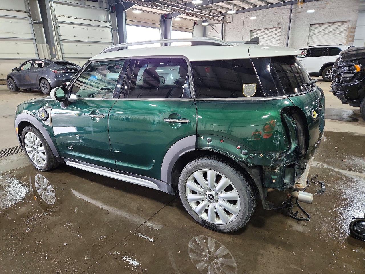 2019 Mini Cooper S E Countryman All4 Green vin: WMZYU7C52K3F94604