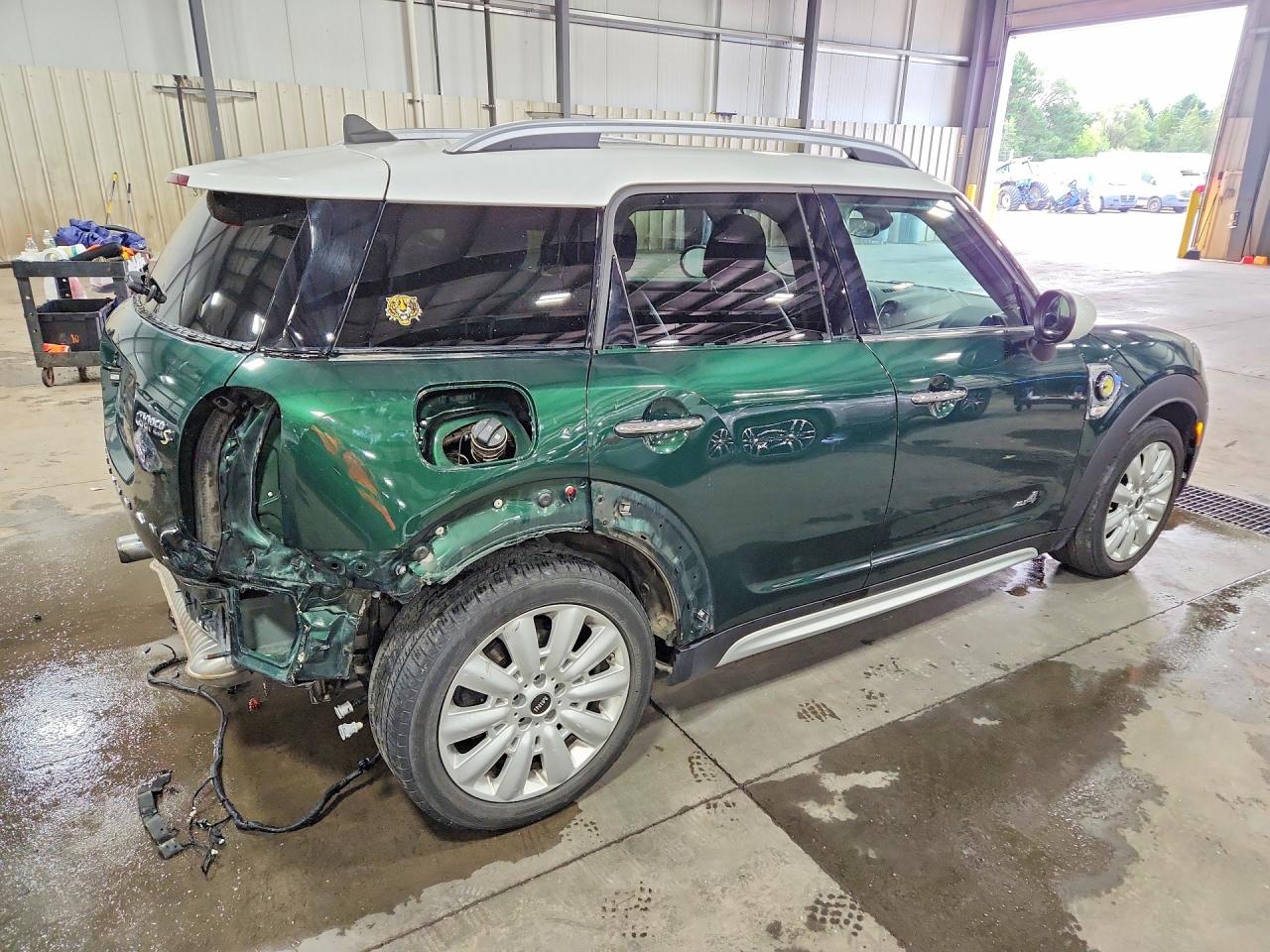 2019 Mini Cooper S E Countryman All4 Green vin: WMZYU7C52K3F94604