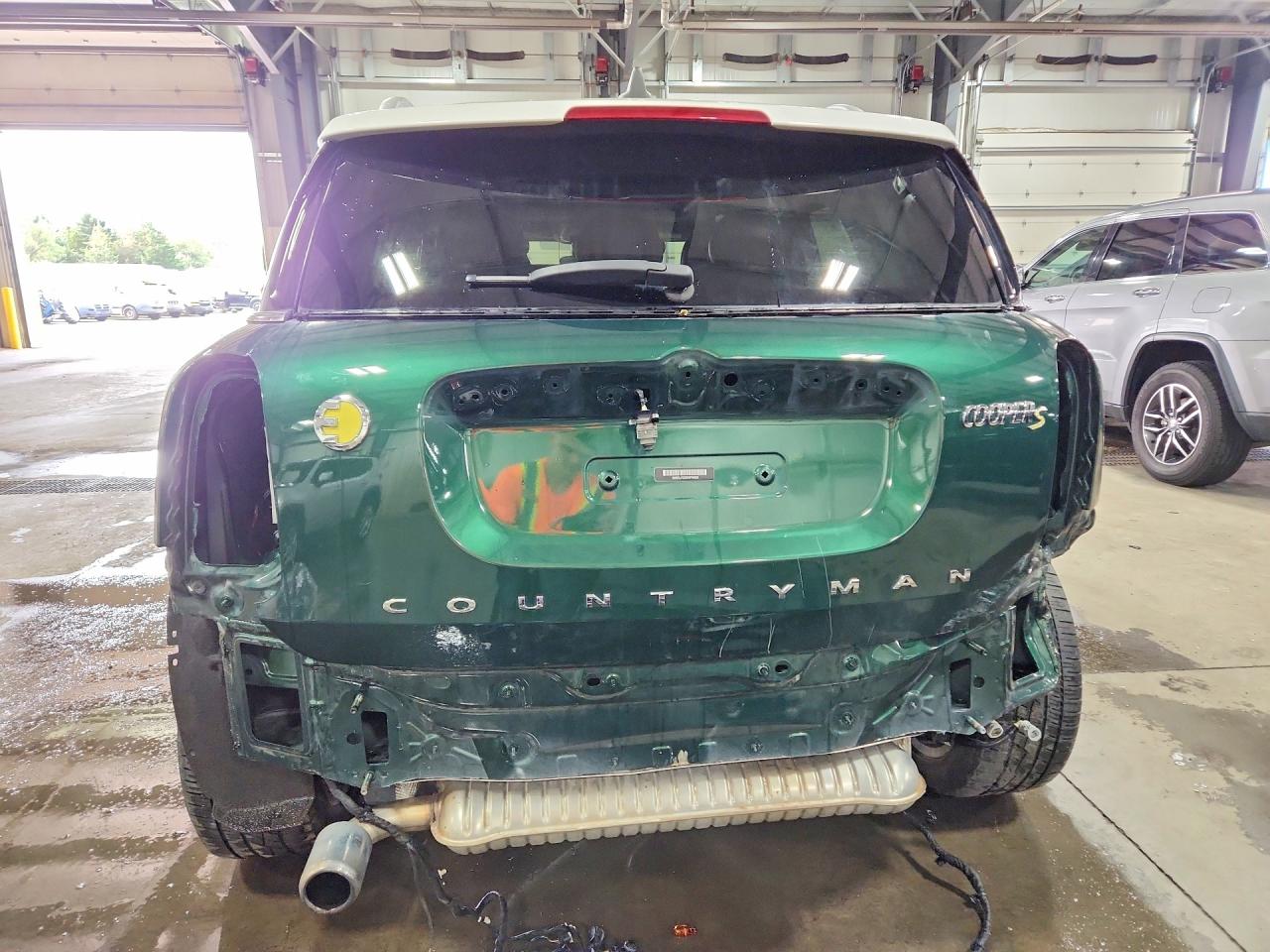 2019 Mini Cooper S E Countryman All4 Green vin: WMZYU7C52K3F94604
