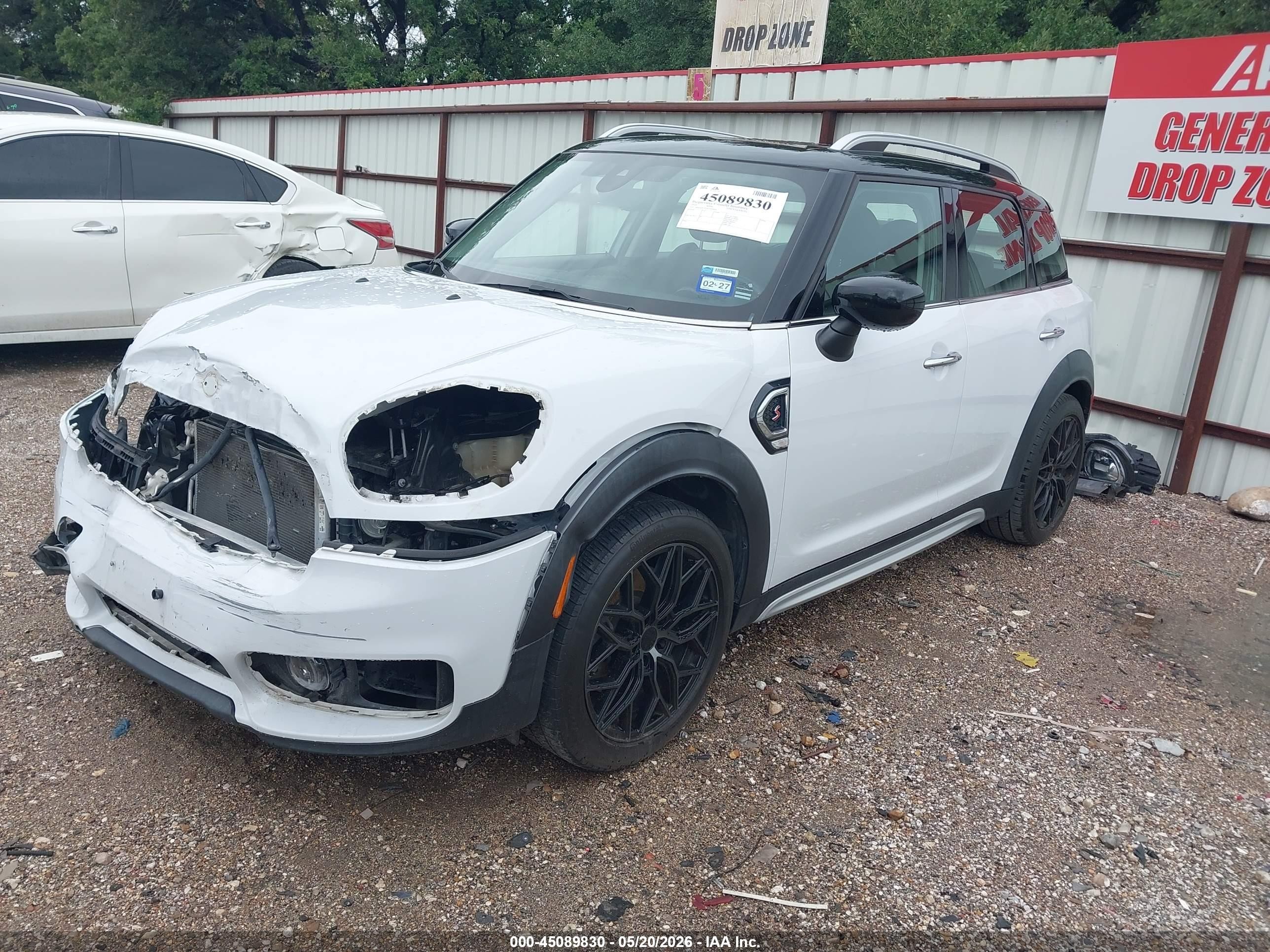 2020 Mini Countryman Cooper S White vin: WMZYW7C05L3M08809