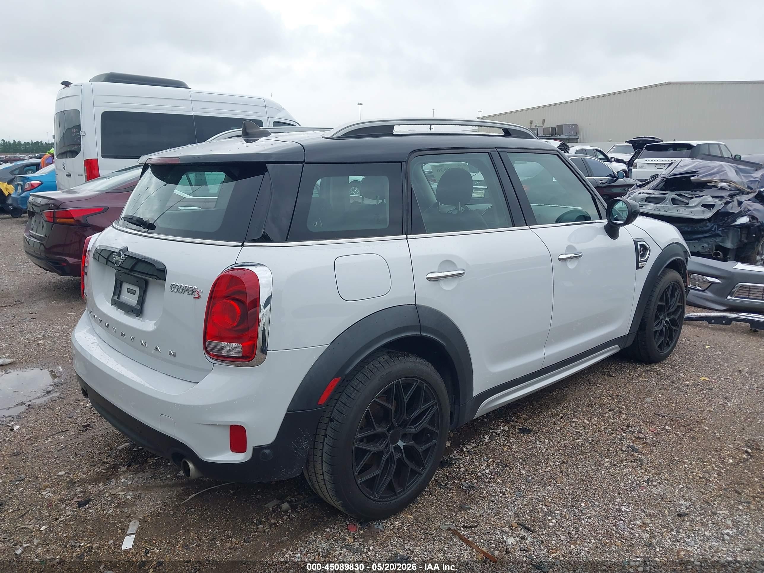 2020 Mini Countryman Cooper S White vin: WMZYW7C05L3M08809