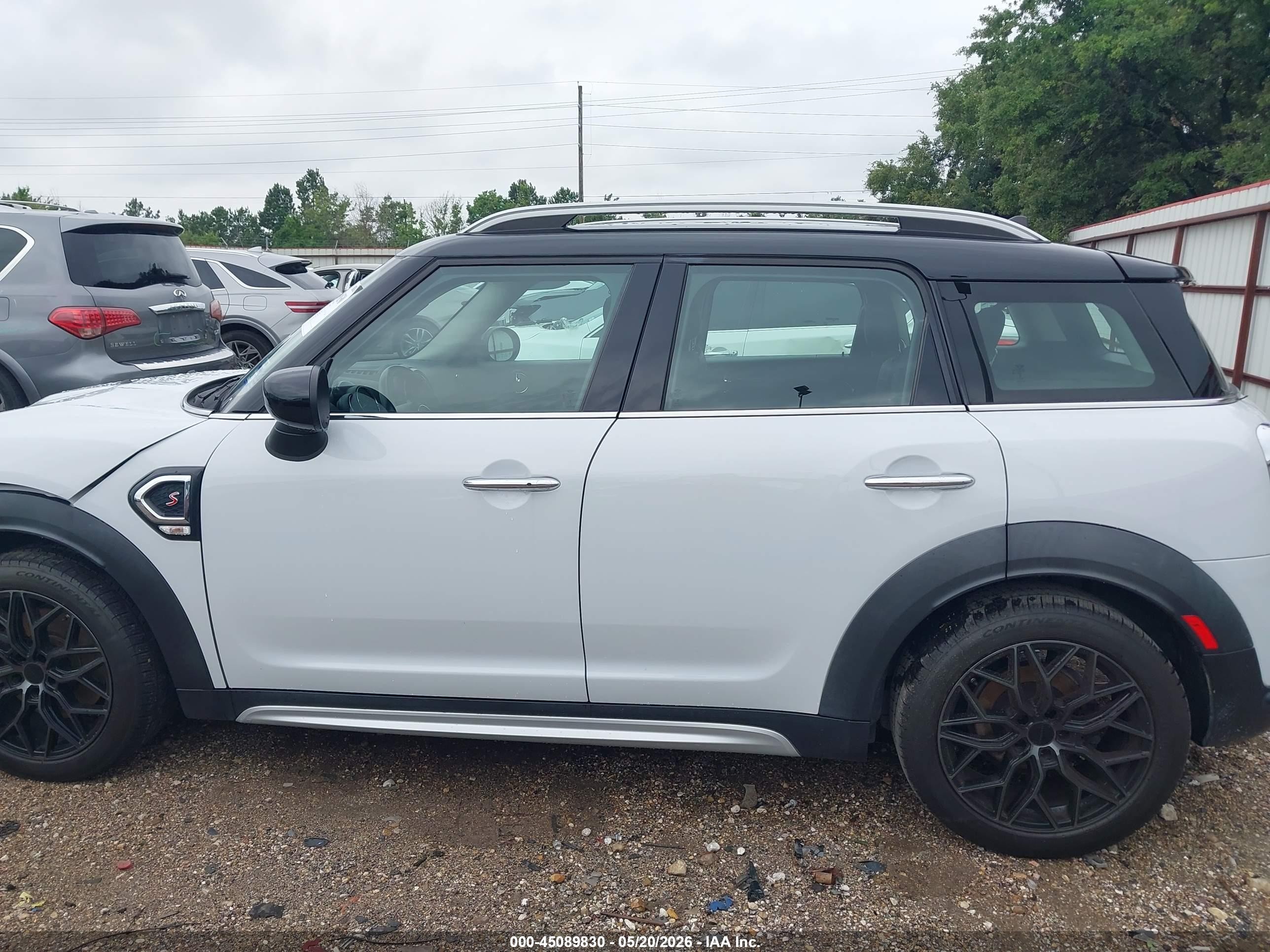 2020 Mini Countryman Cooper S White vin: WMZYW7C05L3M08809