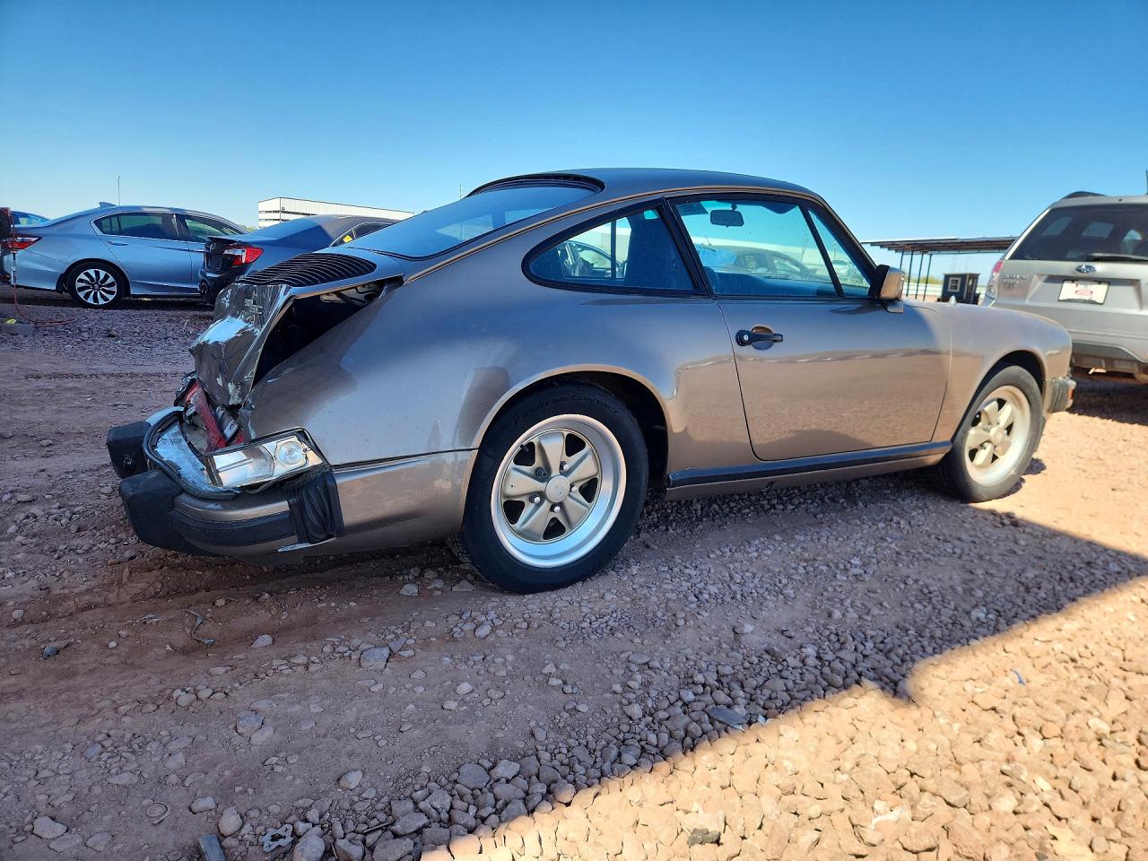 1983 Porsche 911 Sc Brown vin: WP0AA0915DS120903