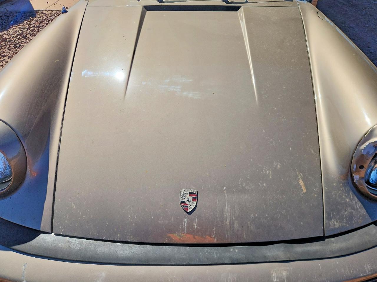 1983 Porsche 911 Sc Brown vin: WP0AA0915DS120903
