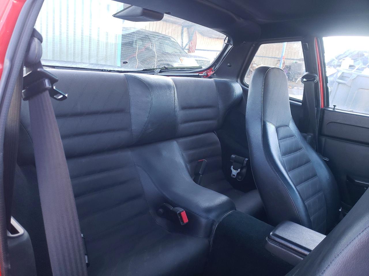 1988 Porsche 924 S Red vin: WP0AA0922JN451523