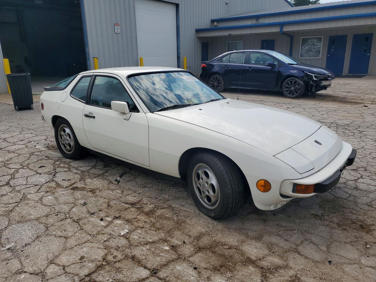 1987 Porsche 924 S White vin: WP0AA0924HN454157