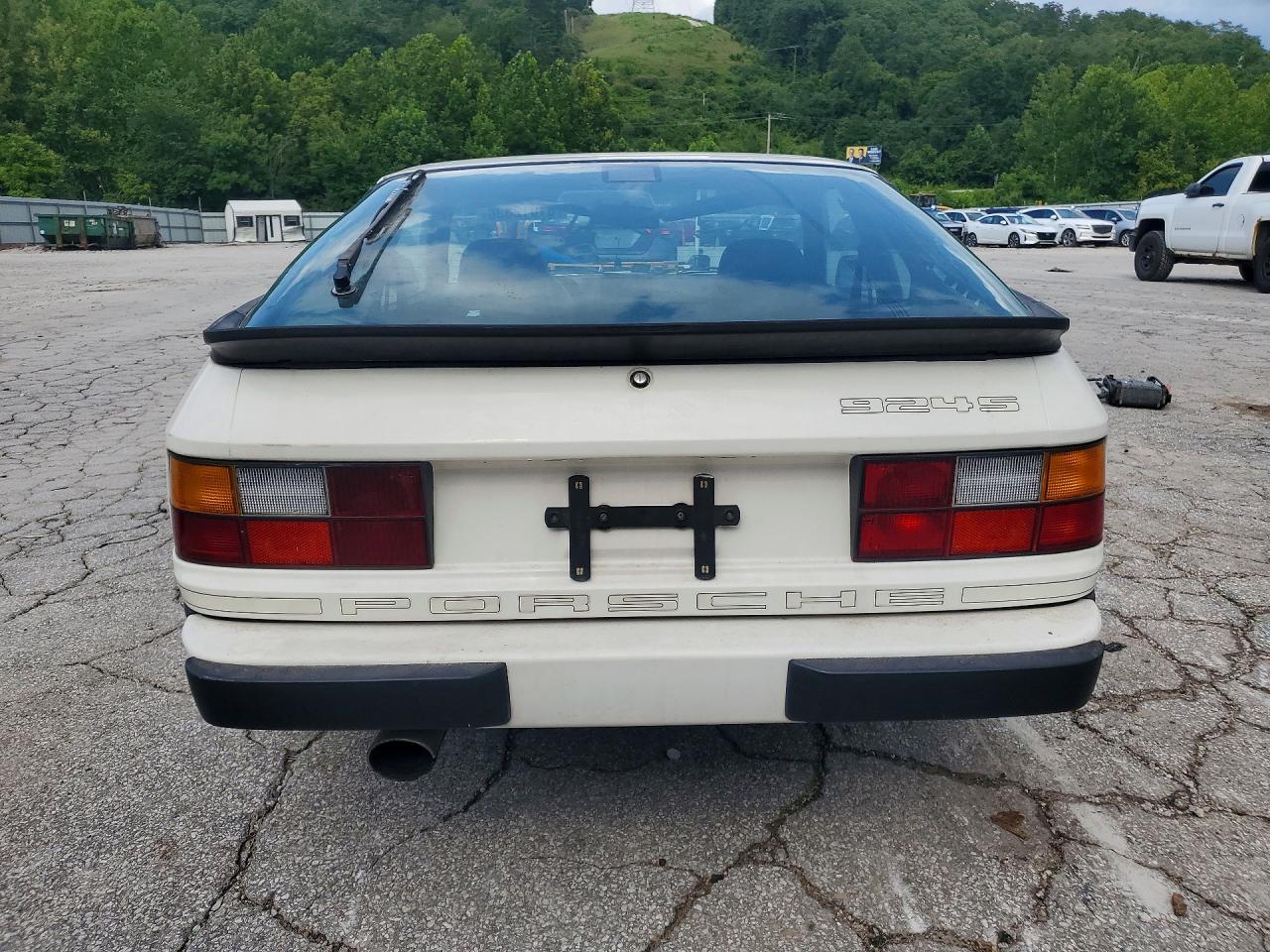 1987 Porsche 924 S White vin: WP0AA0924HN454157