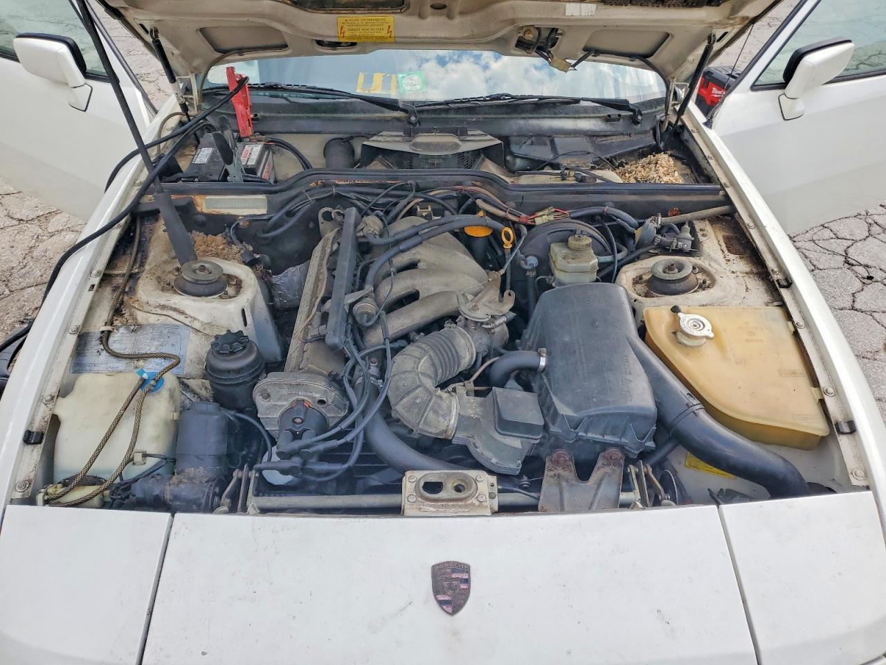 1987 Porsche 924 S White vin: WP0AA0924HN454157