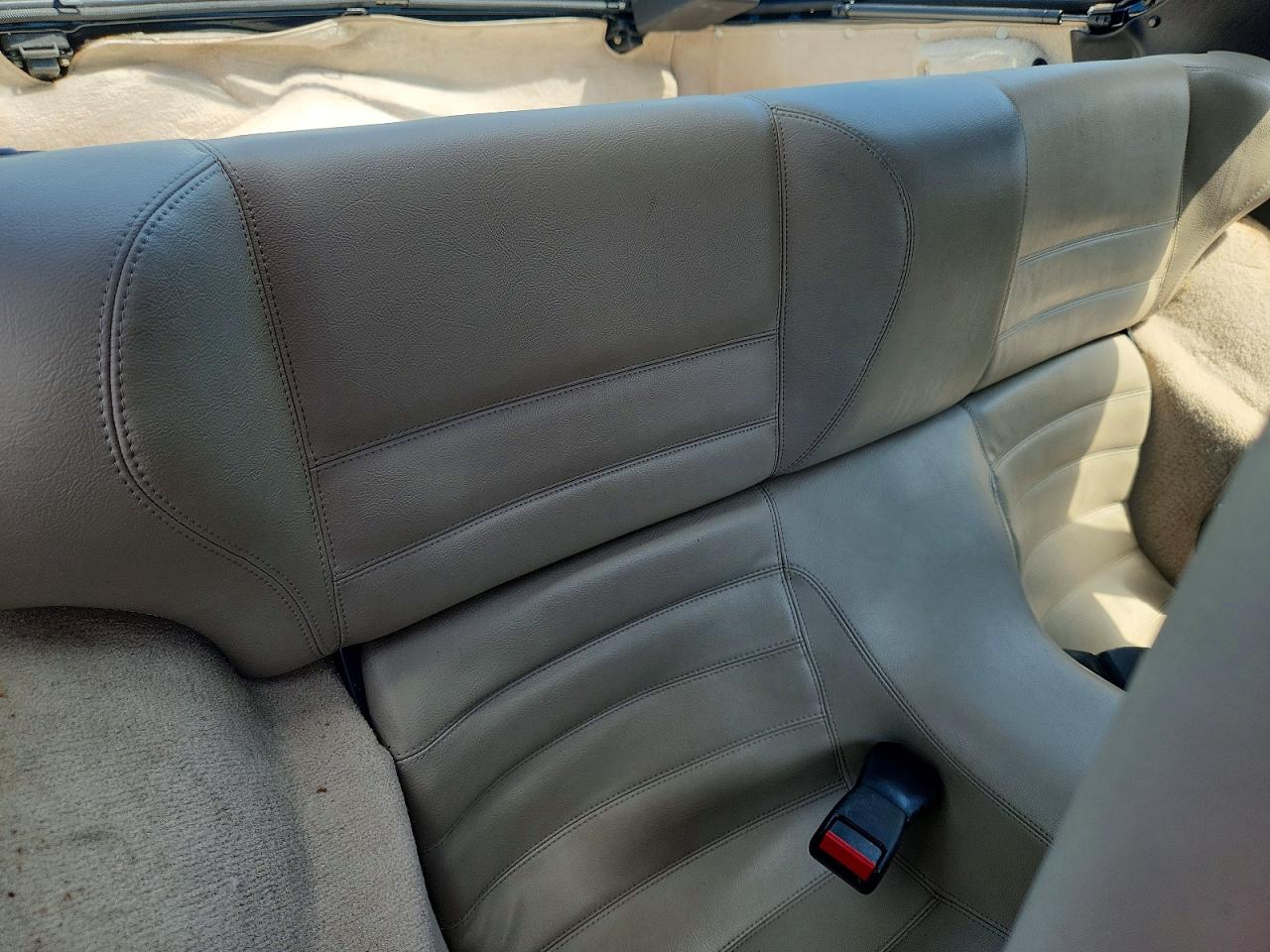 1988 Porsche 924 S Black vin: WP0AA0928JN451591