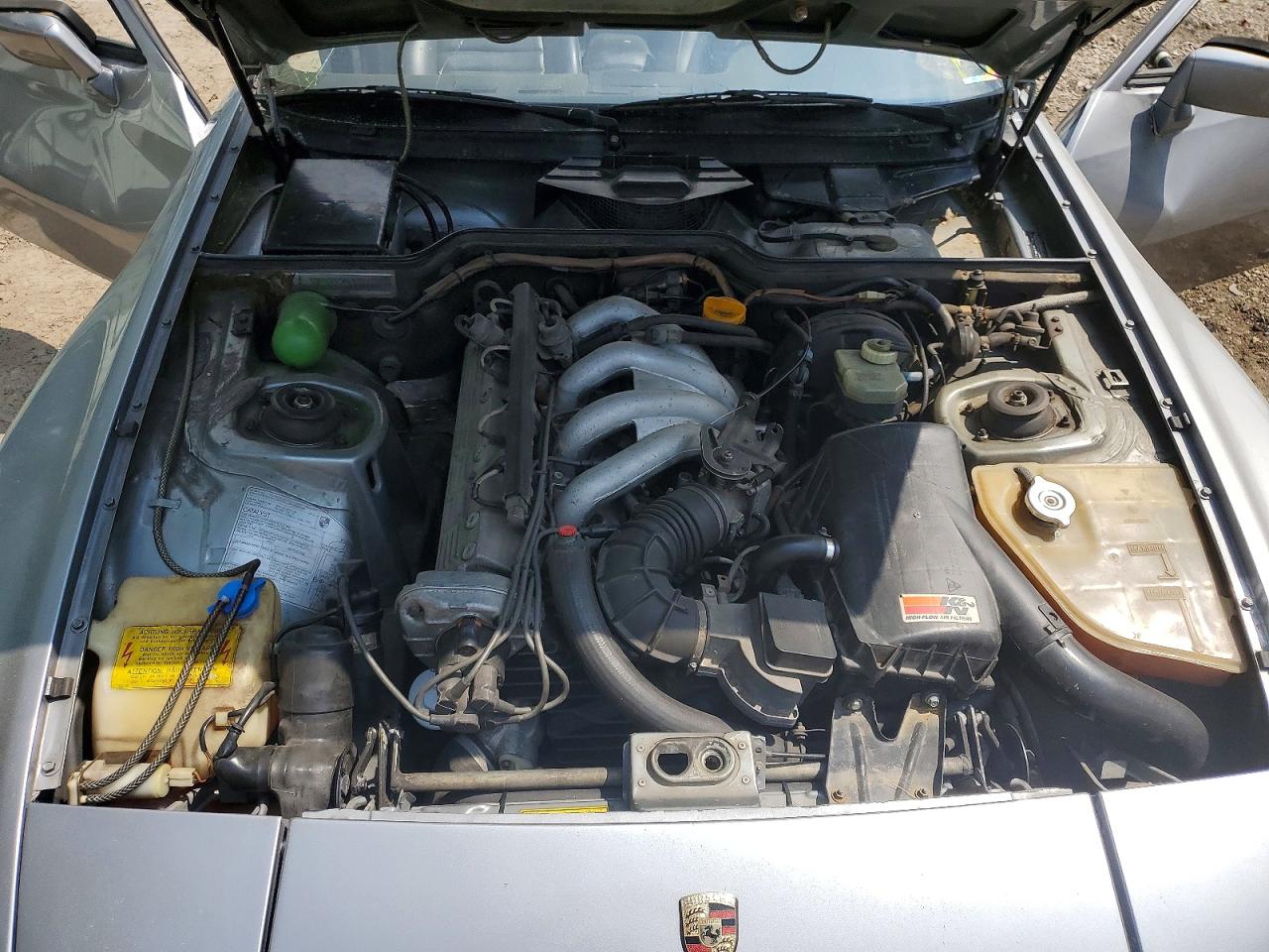 1983 Porsche 944 Silver vin: WP0AA0940DN453471