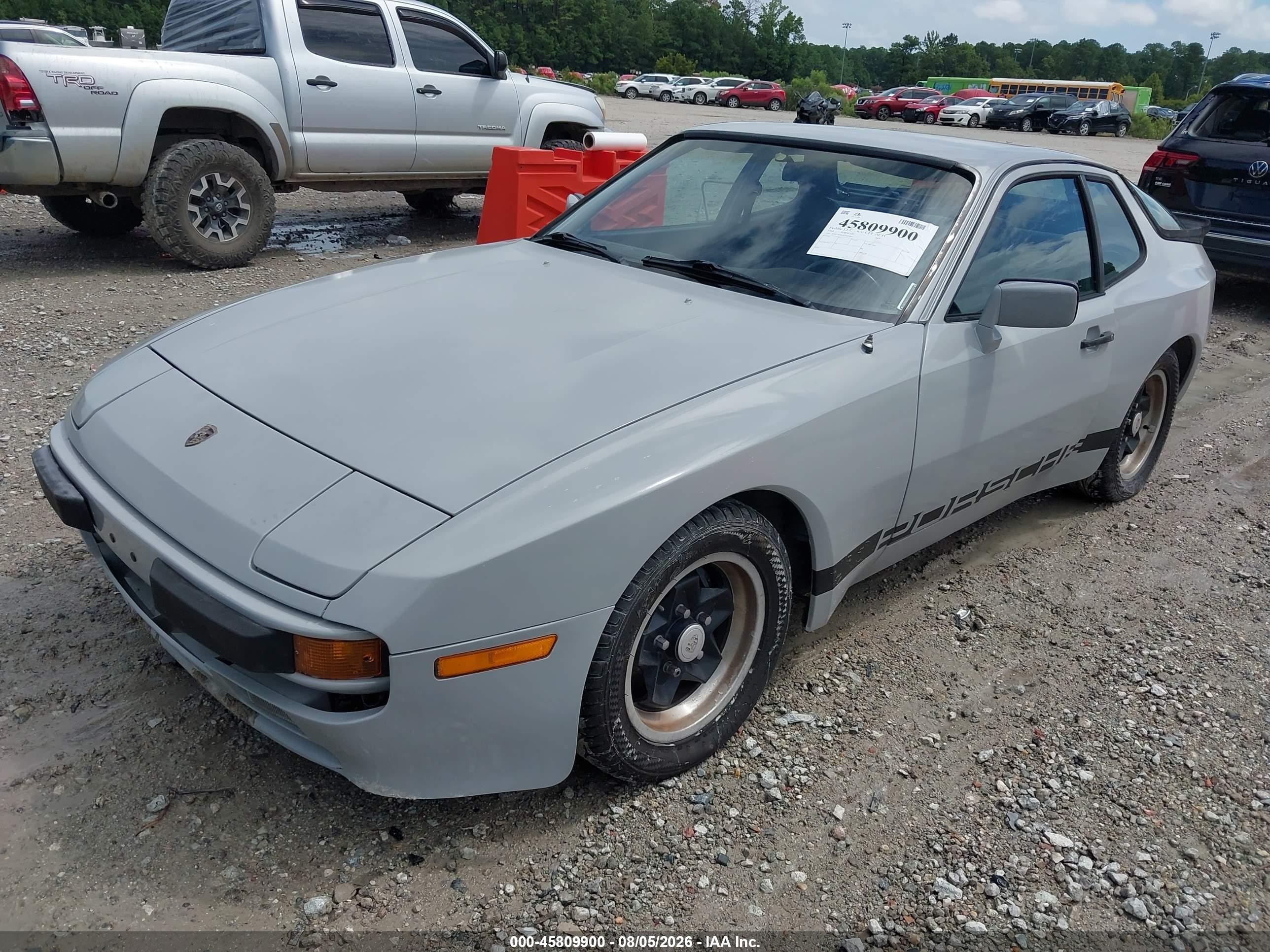1984 Porsche 944   Gray vin: WP0AA0942EN465607