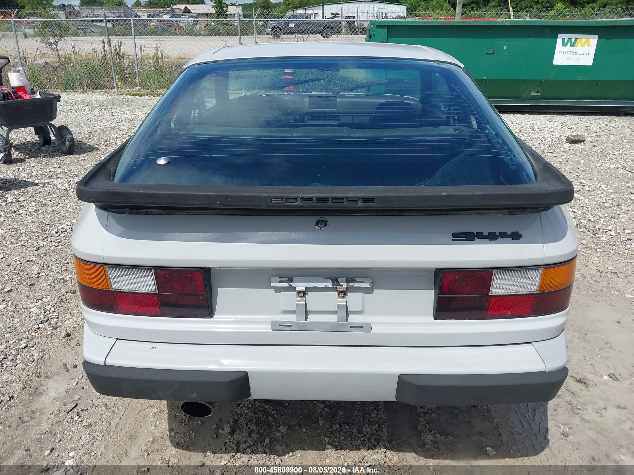 1984 Porsche 944   Gray vin: WP0AA0942EN465607