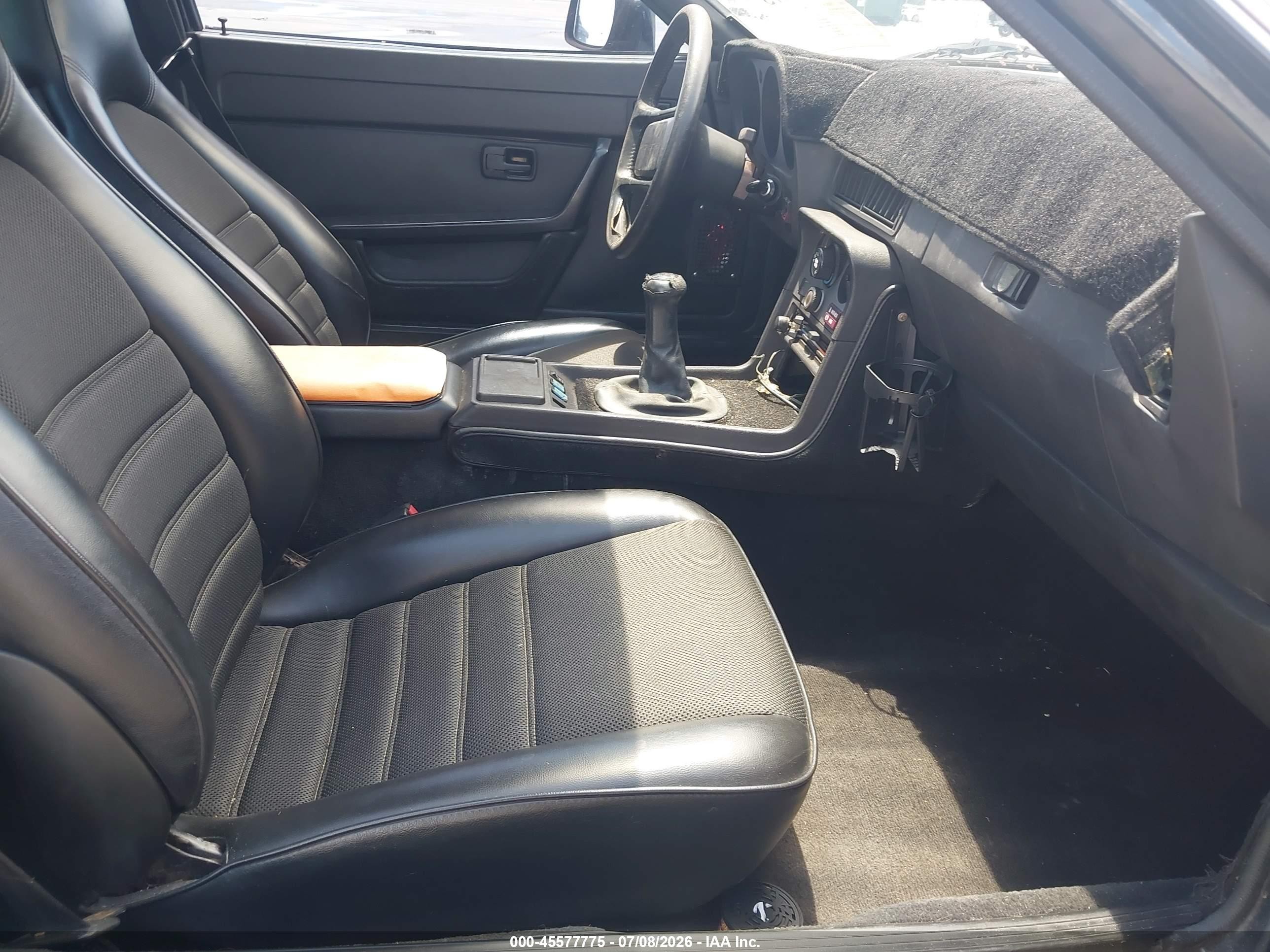1983 Porsche 944   Black vin: WP0AA0944DN463923
