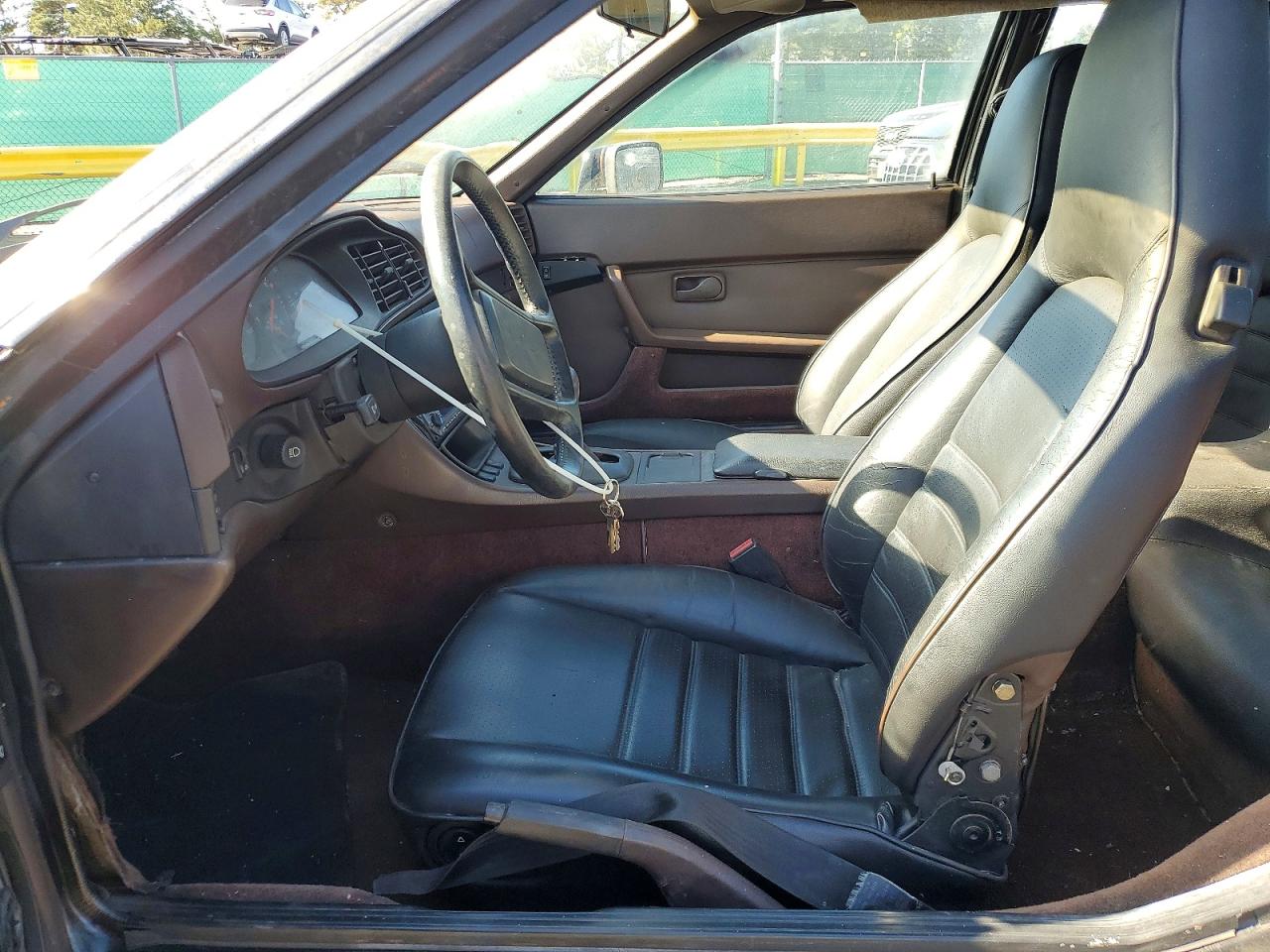 1985 Porsche 944 Black vin: WP0AA094XFN441312