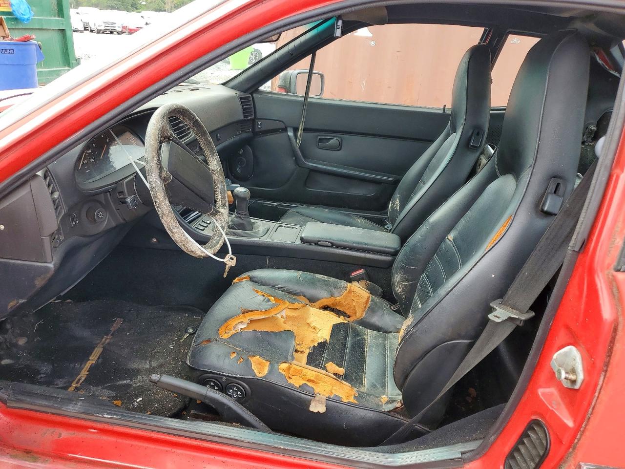 1987 Porsche 944 S Red vin: WP0AA094XHN452527
