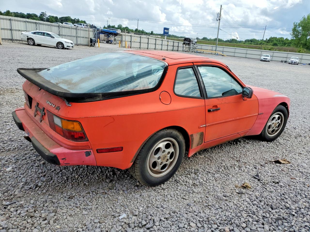 1987 Porsche 944 S Red vin: WP0AA094XHN452527