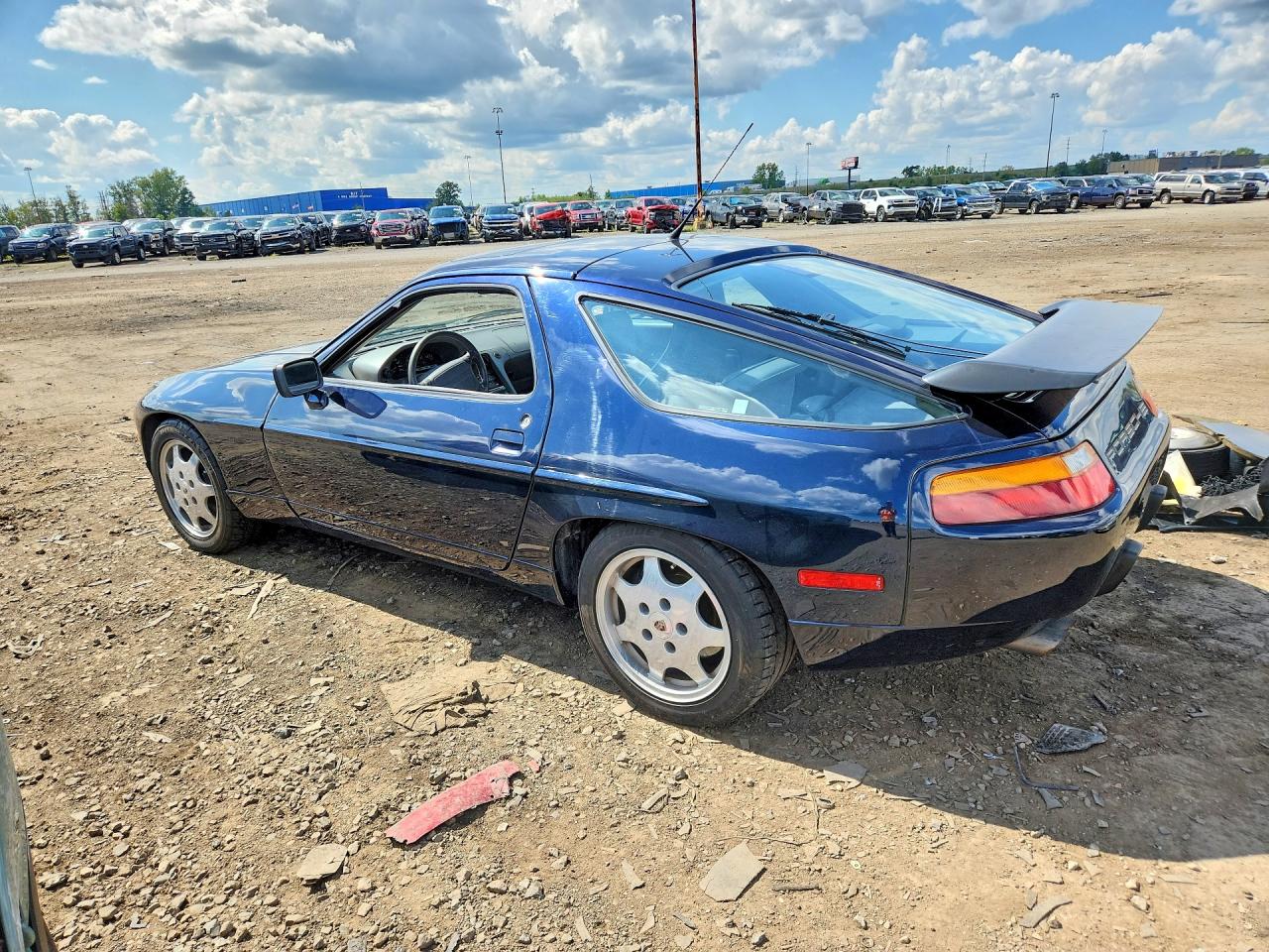 1991 Porsche 928 S-4 Blue vin: WP0AA2927MS810267