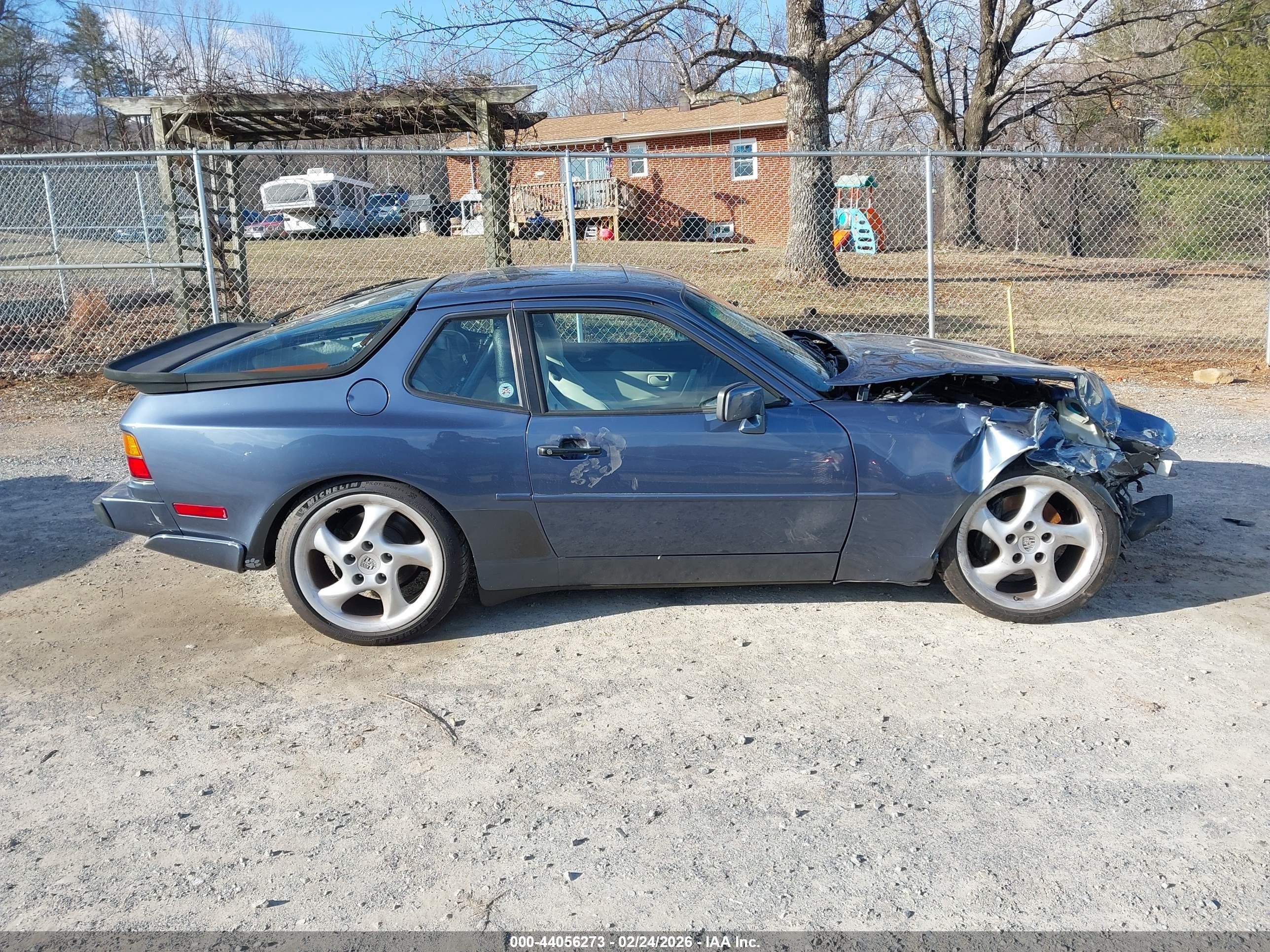 1989 Porsche 944   Blue vin: WP0AA2955KN150252