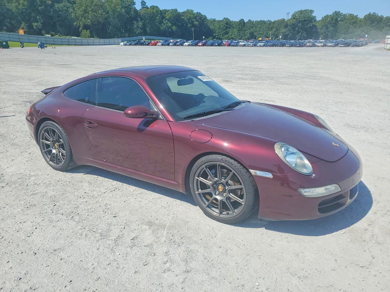 2005 Porsche 911 New Generation Carrera Burgundy vin: WP0AA29945S716765