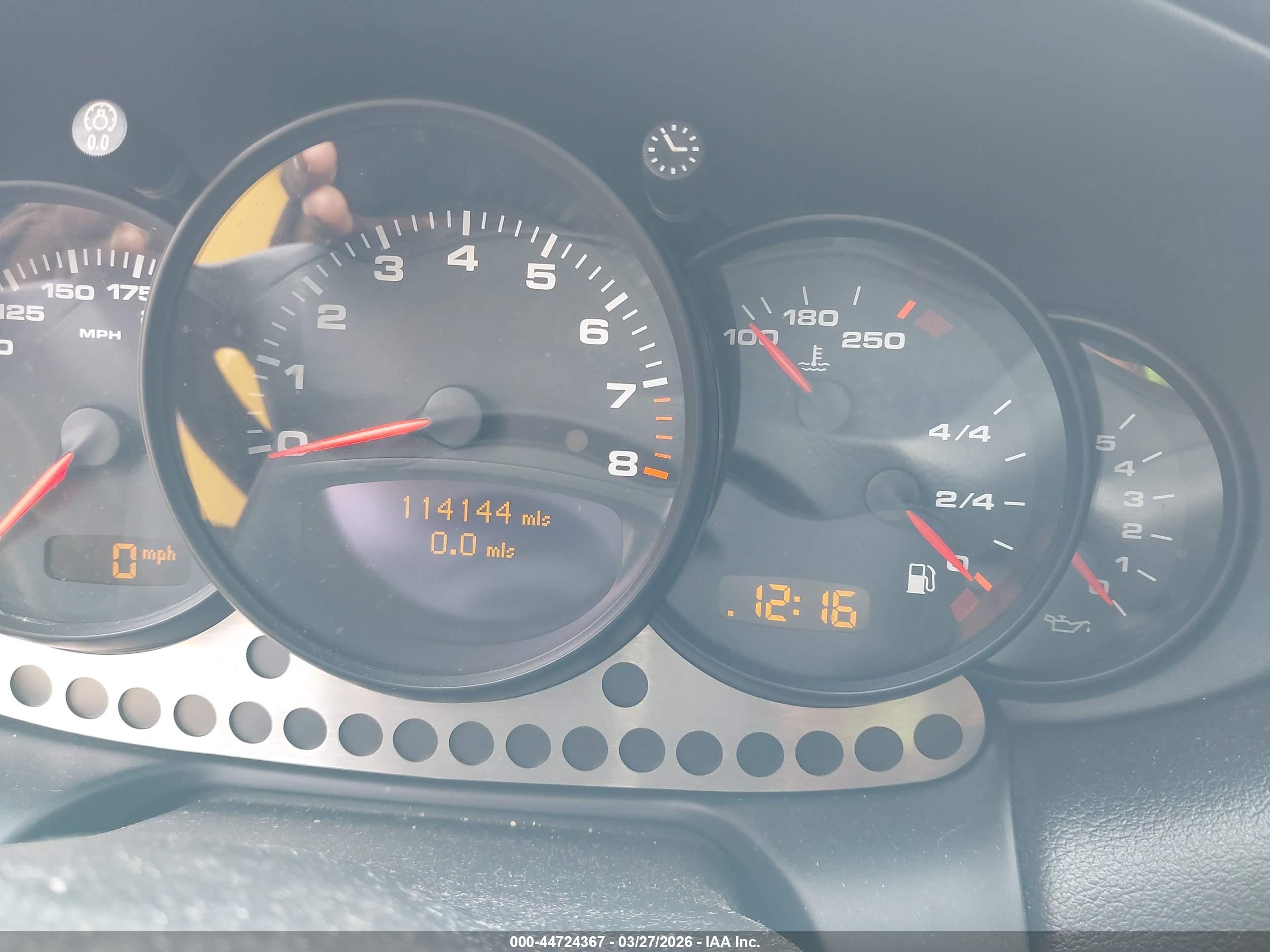 2002 Porsche 911 Carrera 4s/turbo Yellow vin: WP0AA29962S620924
