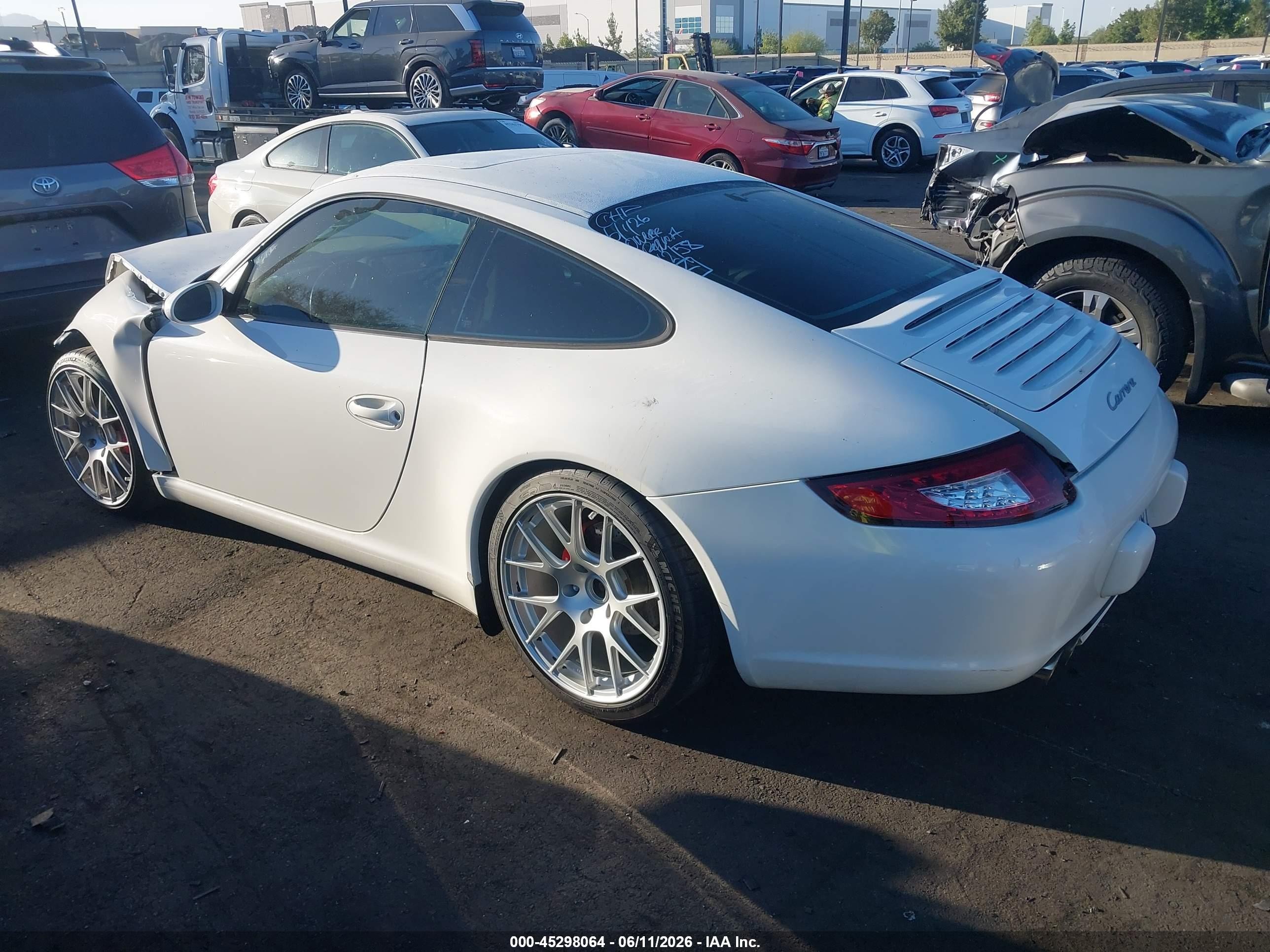 2007 Porsche 911 Carrera/carrera 4 White vin: WP0AA29997S710608