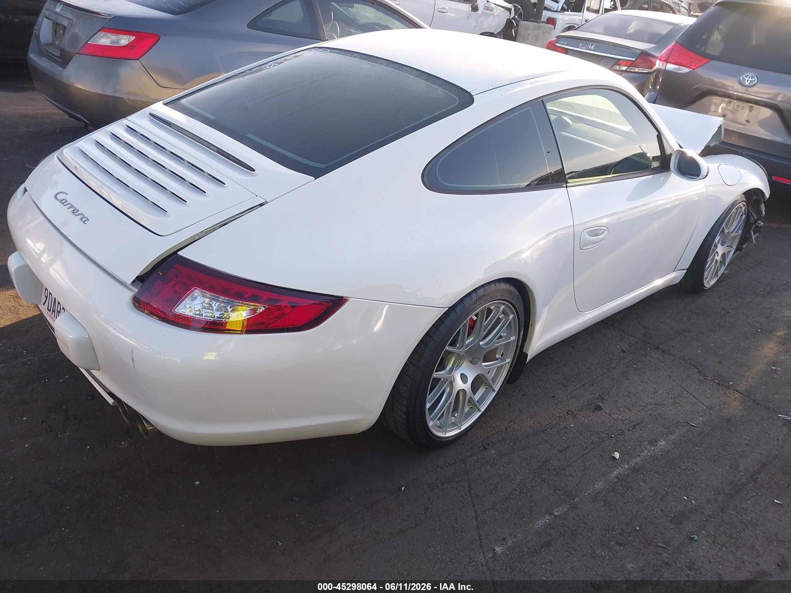 2007 Porsche 911 Carrera/carrera 4 White vin: WP0AA29997S710608