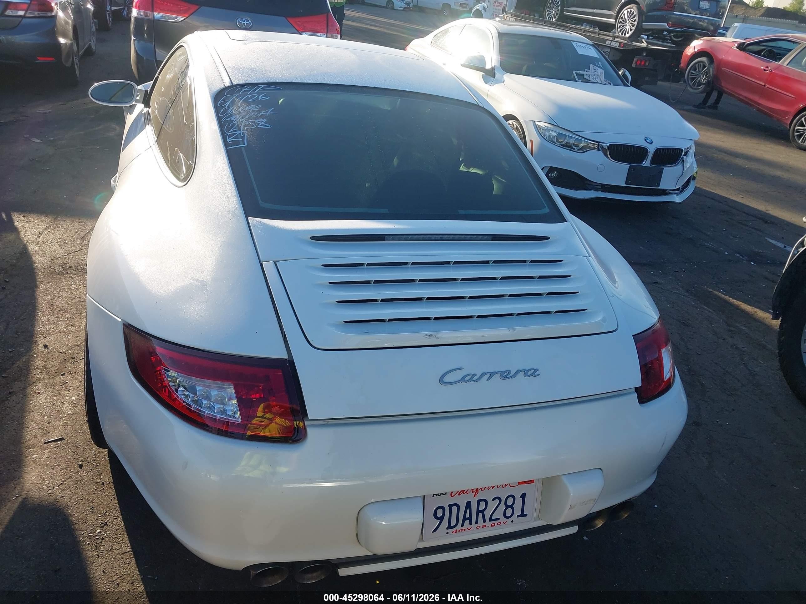 2007 Porsche 911 Carrera/carrera 4 White vin: WP0AA29997S710608