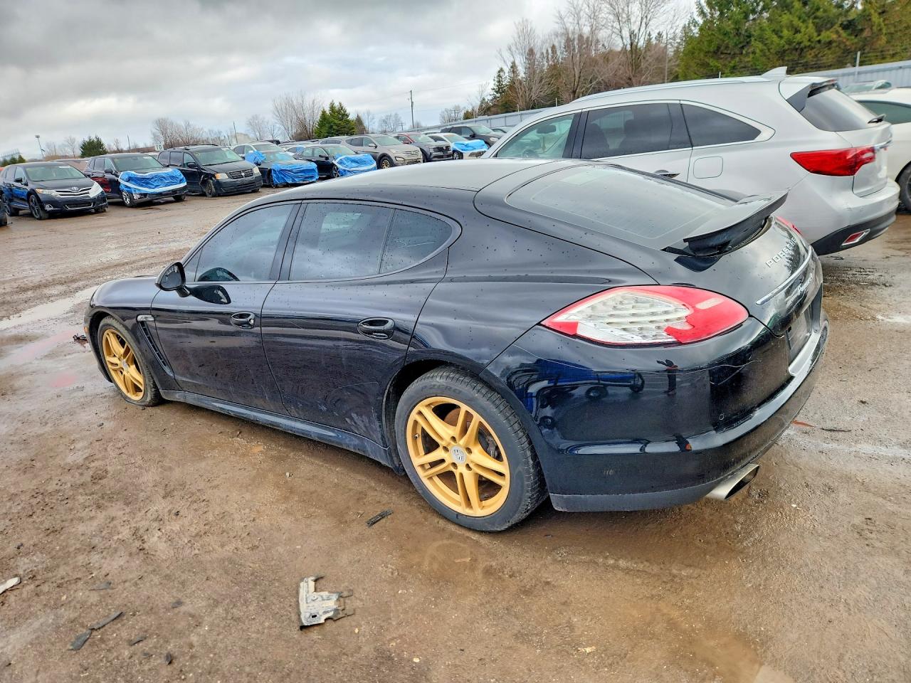 2011 Porsche Panamera 2 Black vin: WP0AA2A70BL011168