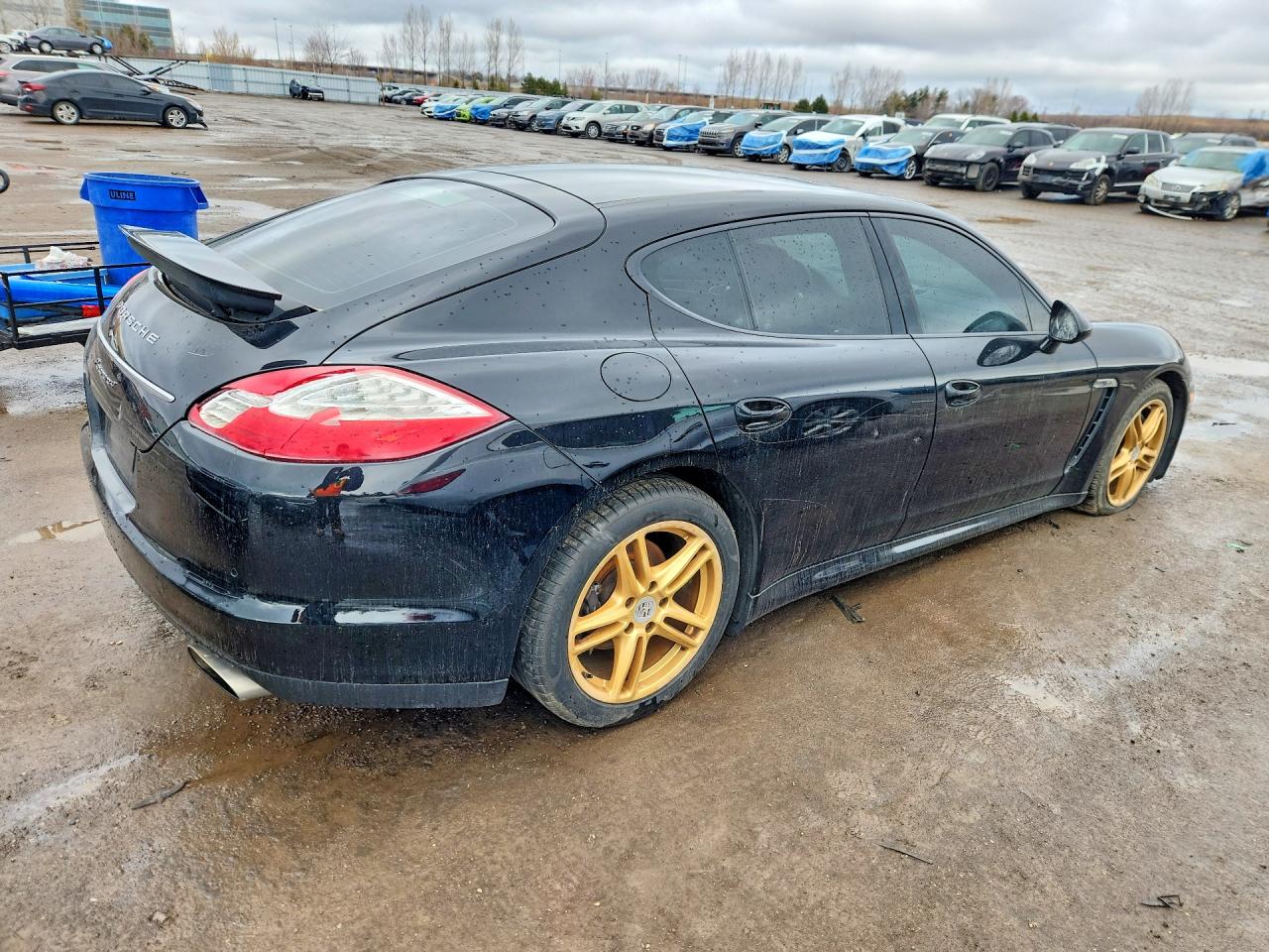 2011 Porsche Panamera 2 Black vin: WP0AA2A70BL011168