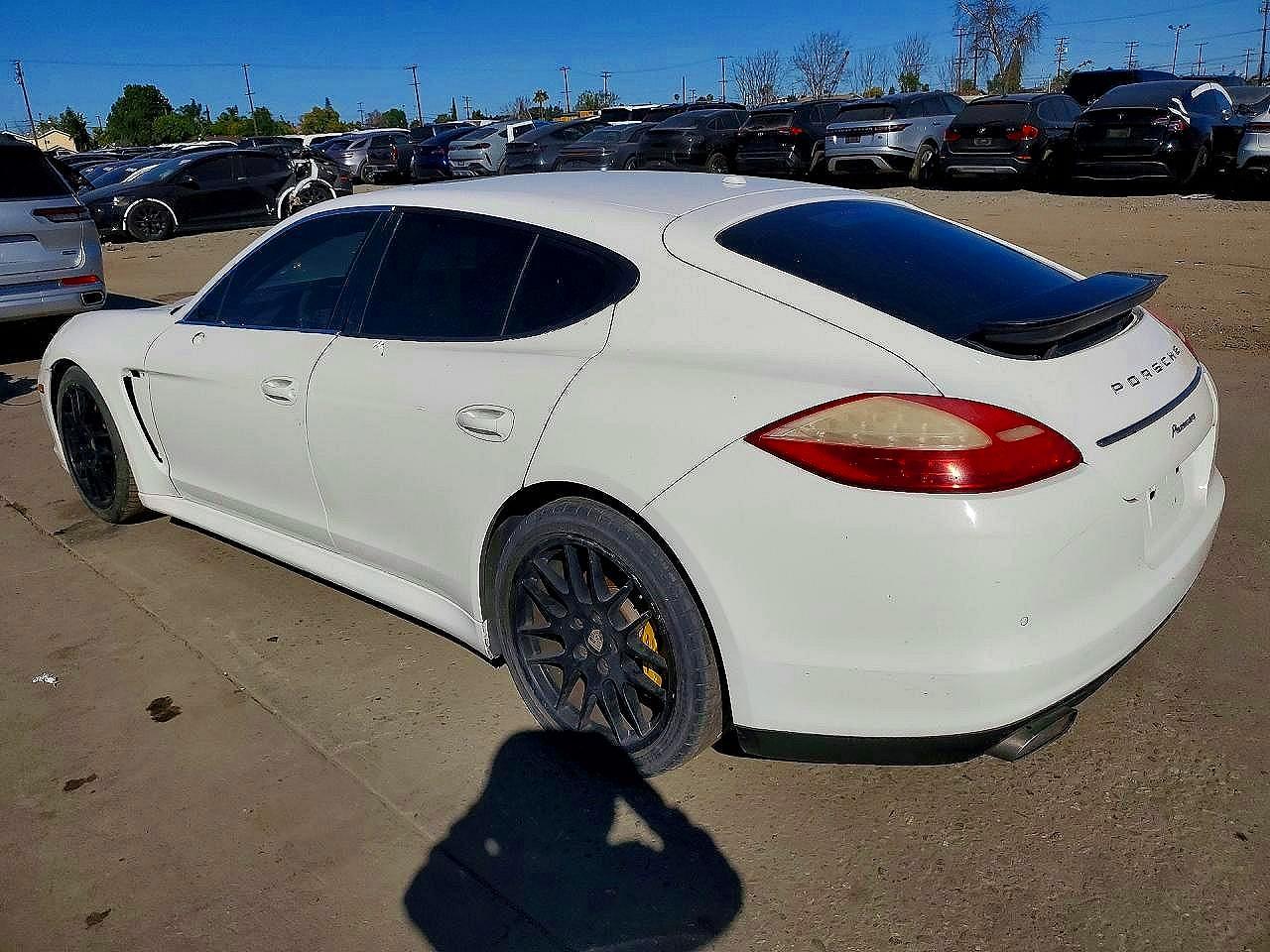 2012 Porsche Panamera 2 White vin: WP0AA2A70CL013973