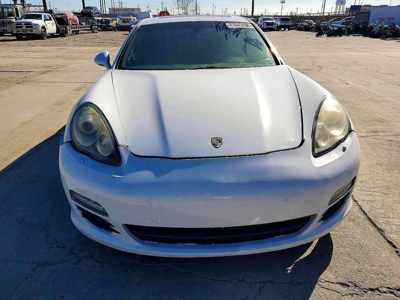 2012 Porsche Panamera 2 White vin: WP0AA2A70CL013973