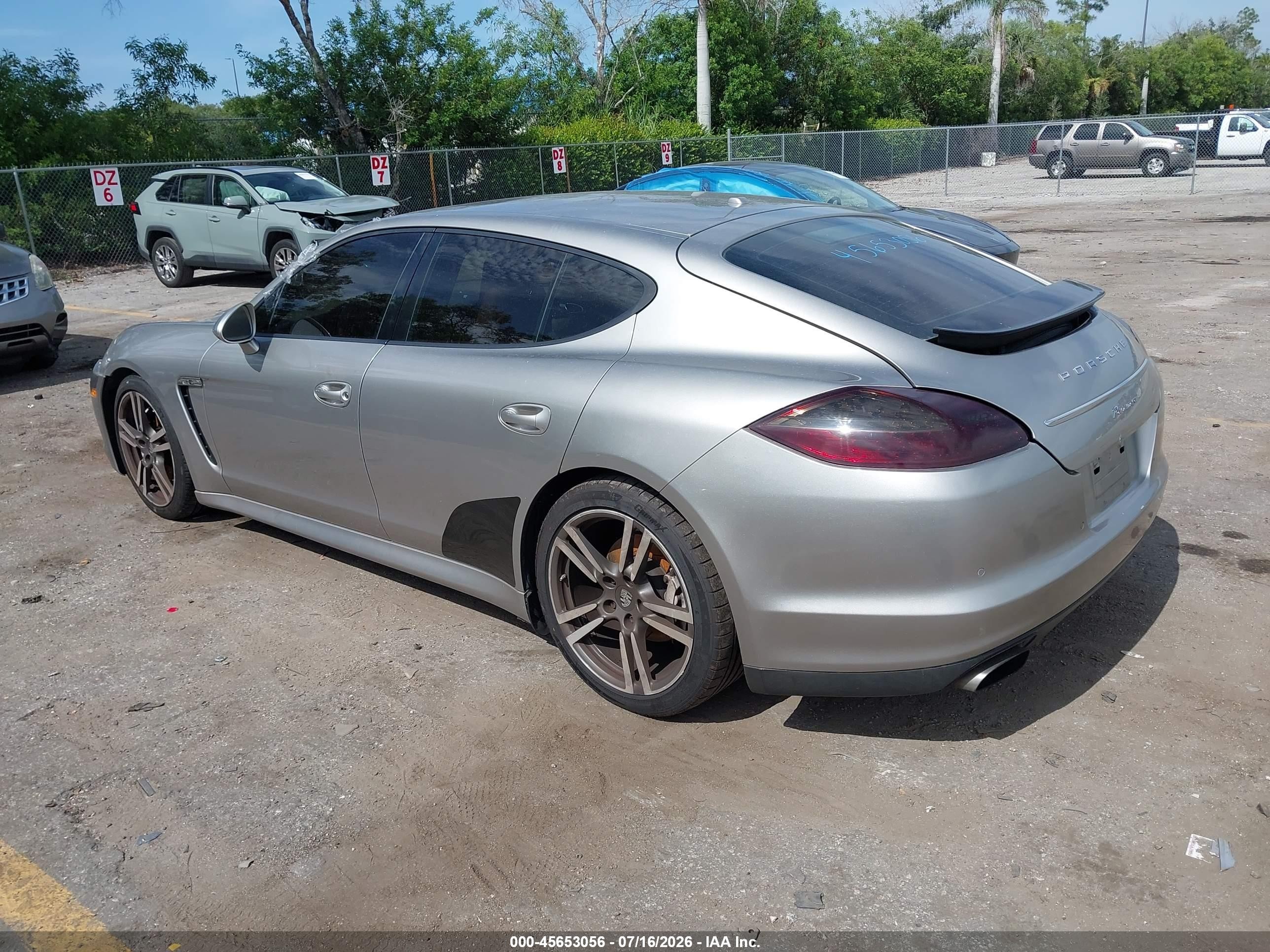 2013 Porsche Panamera 4 Silver vin: WP0AA2A70DL011321