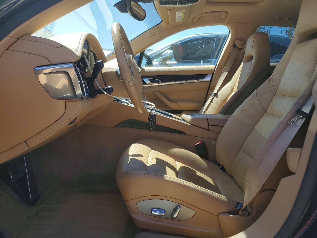 2014 Porsche Panamera 2 Blue vin: WP0AA2A70EL005763