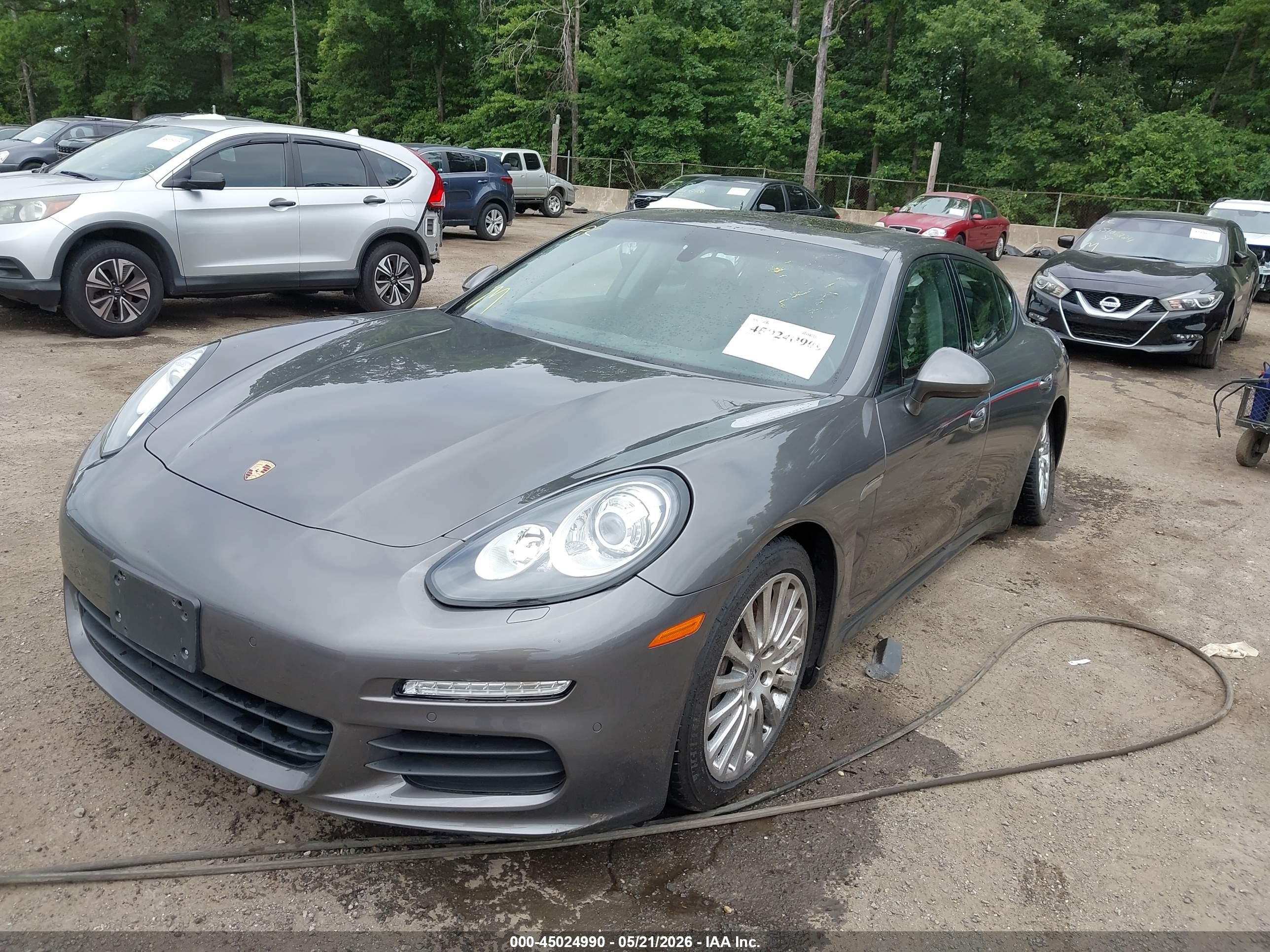 2014 Porsche Panamera 4 Gray vin: WP0AA2A70EL009781