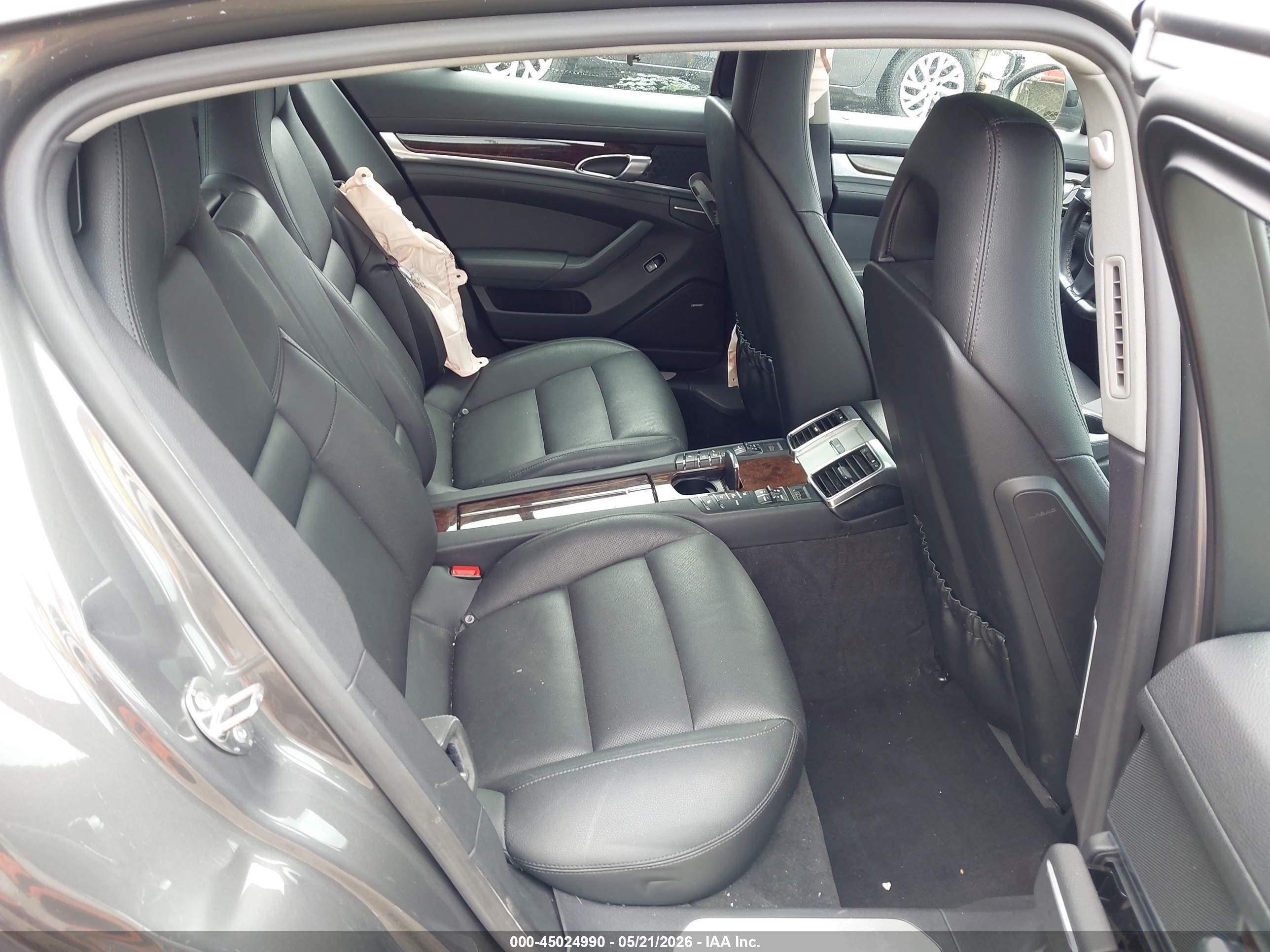 2014 Porsche Panamera 4 Gray vin: WP0AA2A70EL009781