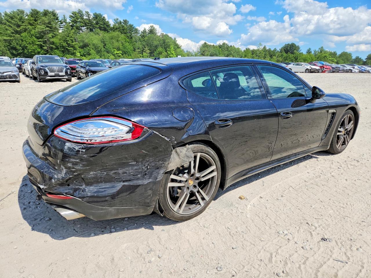 2015 Porsche Panamera 2 Black vin: WP0AA2A70FL005974