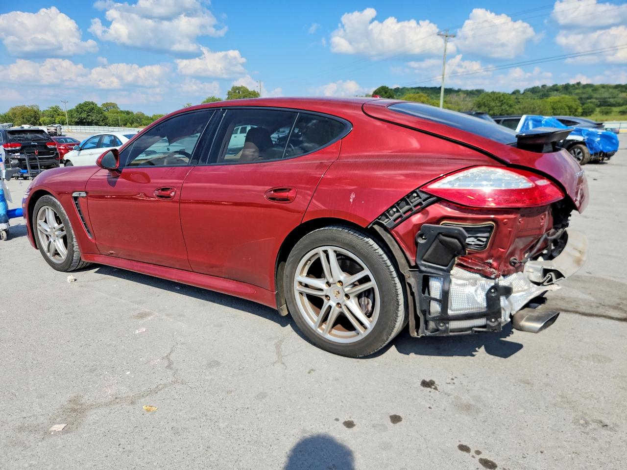 2011 Porsche Panamera 2 Red vin: WP0AA2A71BL010076
