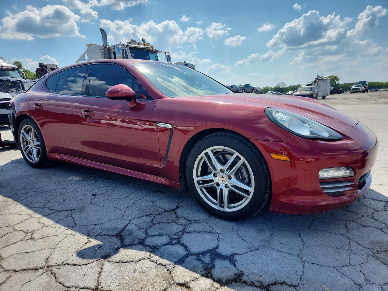 2011 Porsche Panamera 2 Red vin: WP0AA2A71BL010076