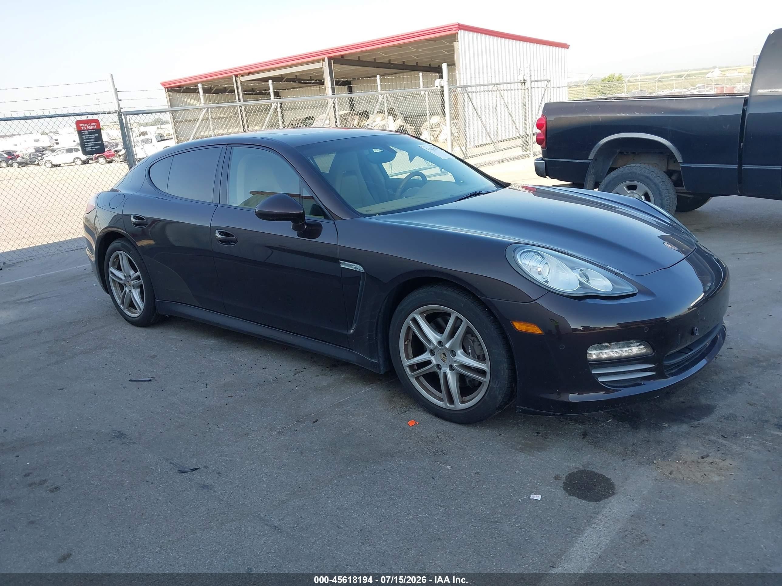 2011 Porsche Panamera 4 Brown vin: WP0AA2A71BL011129
