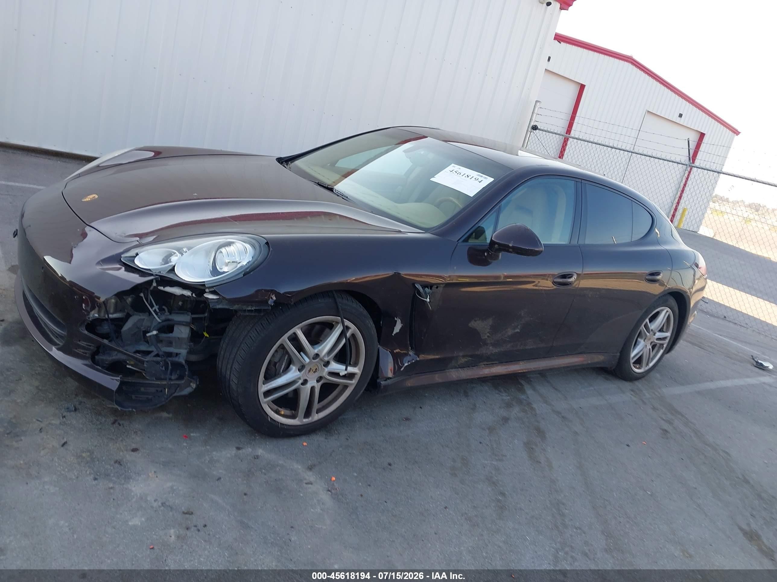 2011 Porsche Panamera 4 Brown vin: WP0AA2A71BL011129