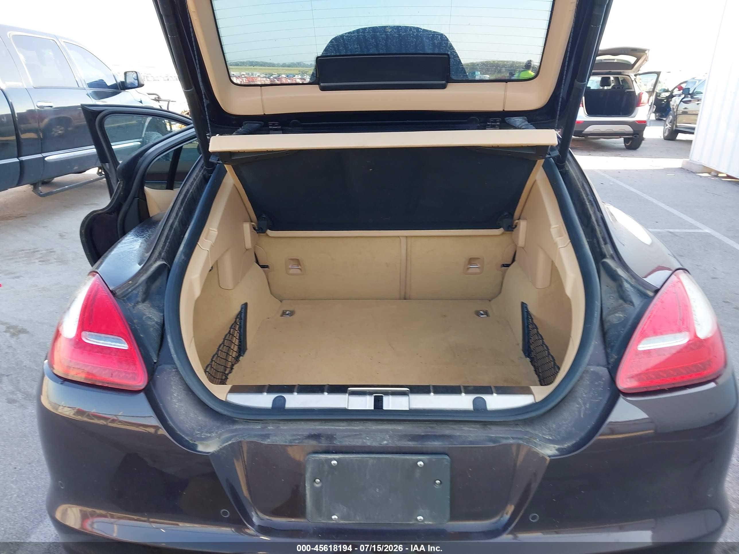 2011 Porsche Panamera 4 Brown vin: WP0AA2A71BL011129
