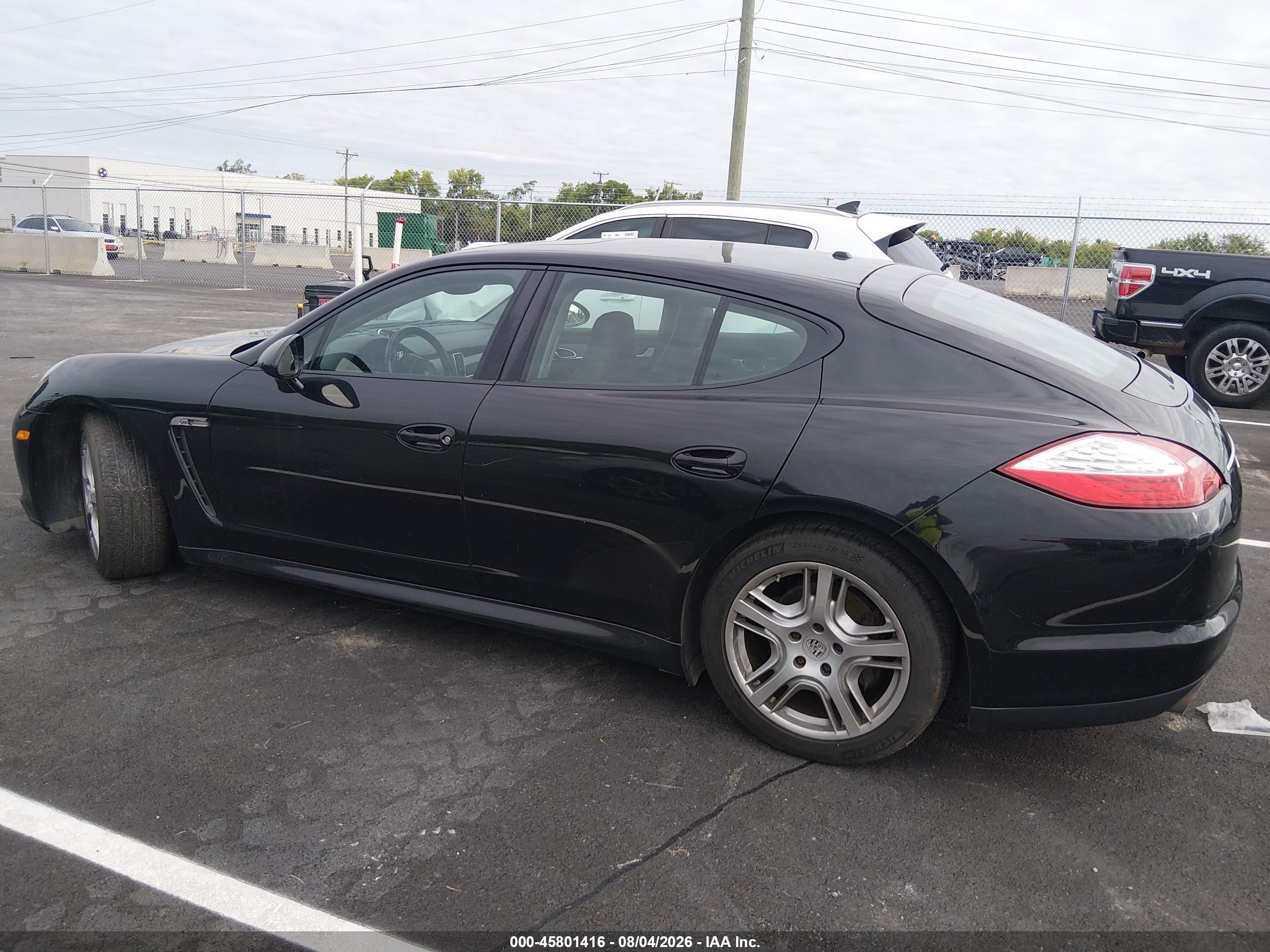 2011 Porsche Panamera 4 Black vin: WP0AA2A71BL013592