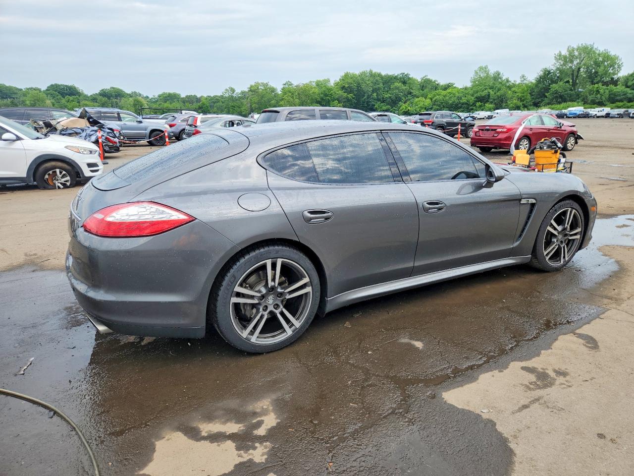 2013 Porsche Panamera 2/4 Серый vin: WP0AA2A71DL012039