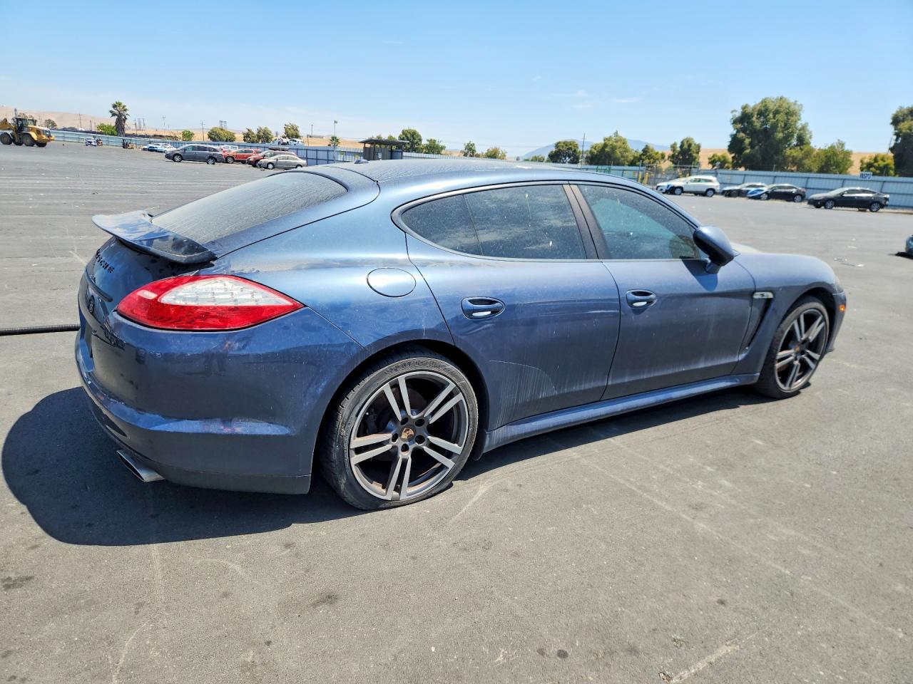 2013 Porsche Panamera 2 Blue vin: WP0AA2A71DL012316